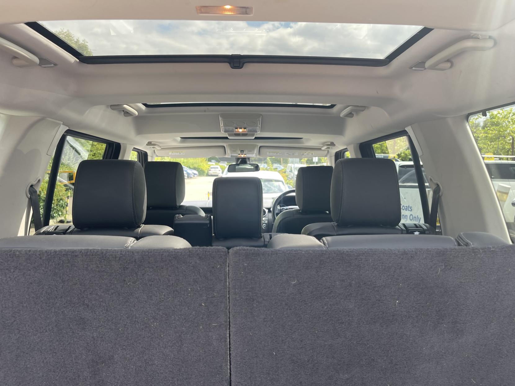 Land Rover Discovery 4 3.0 SD V6 HSE SUV 5dr Diesel Auto 4WD Euro 5 (255 bhp)