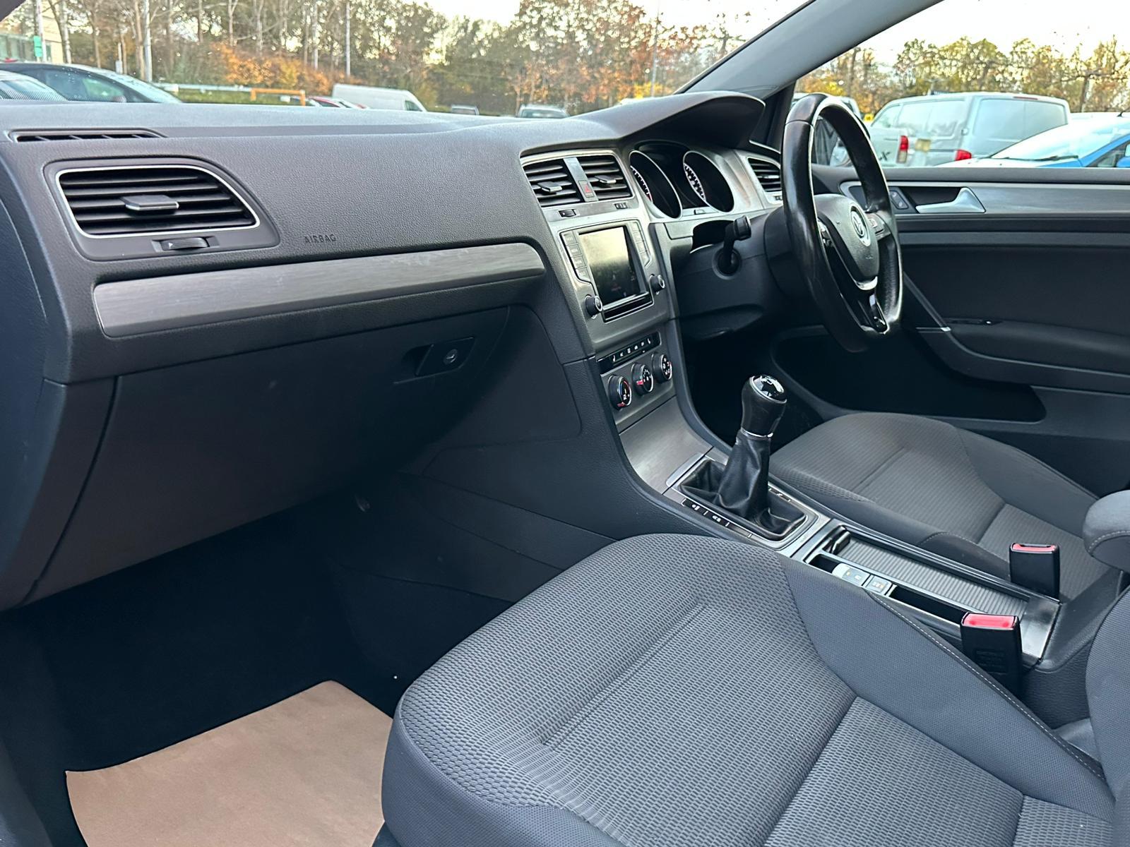 Volkswagen Golf 1.6 TDI BlueMotion Tech Match Edition Hatchback 5dr Diesel Manual Euro 6 (s/s) (110 ps)