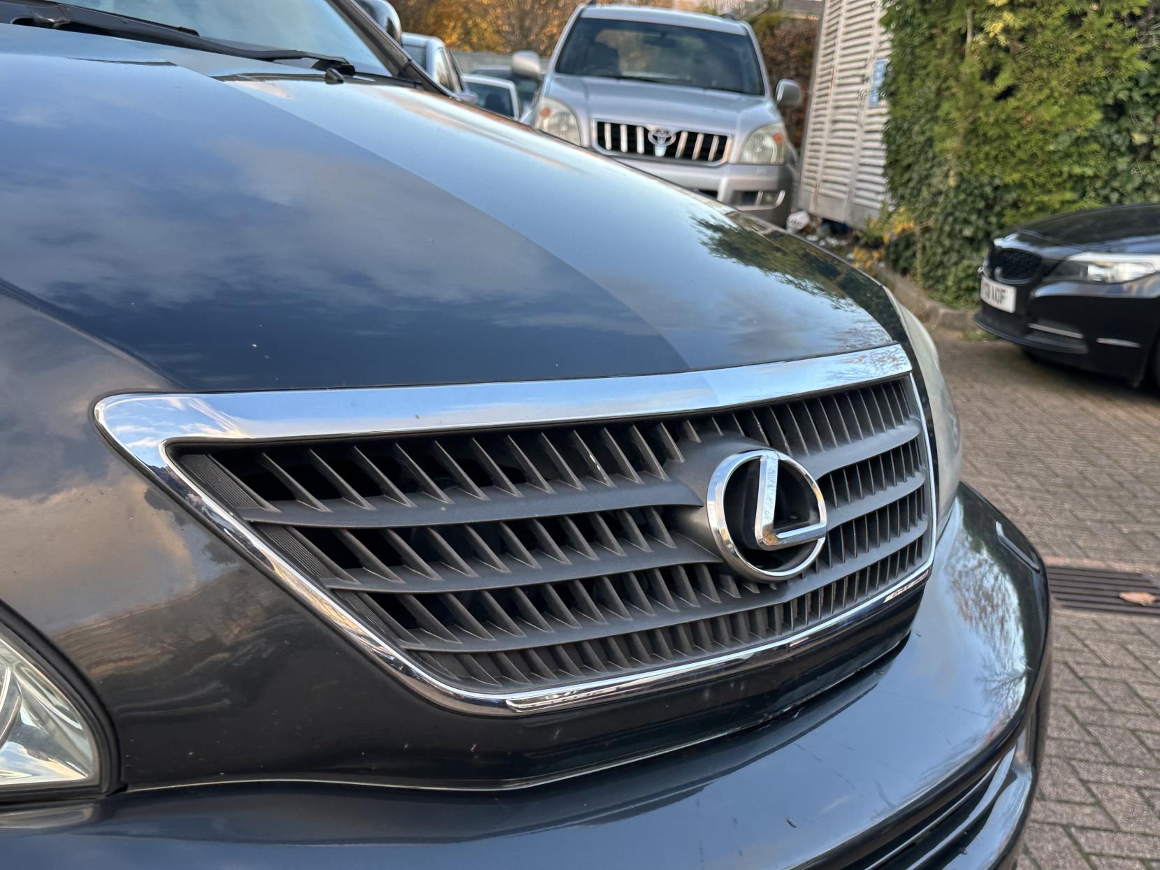 Lexus RX 3.3 400h SE-L SUV 5dr Petrol Hybrid CVT (192 g/km, 208 bhp)