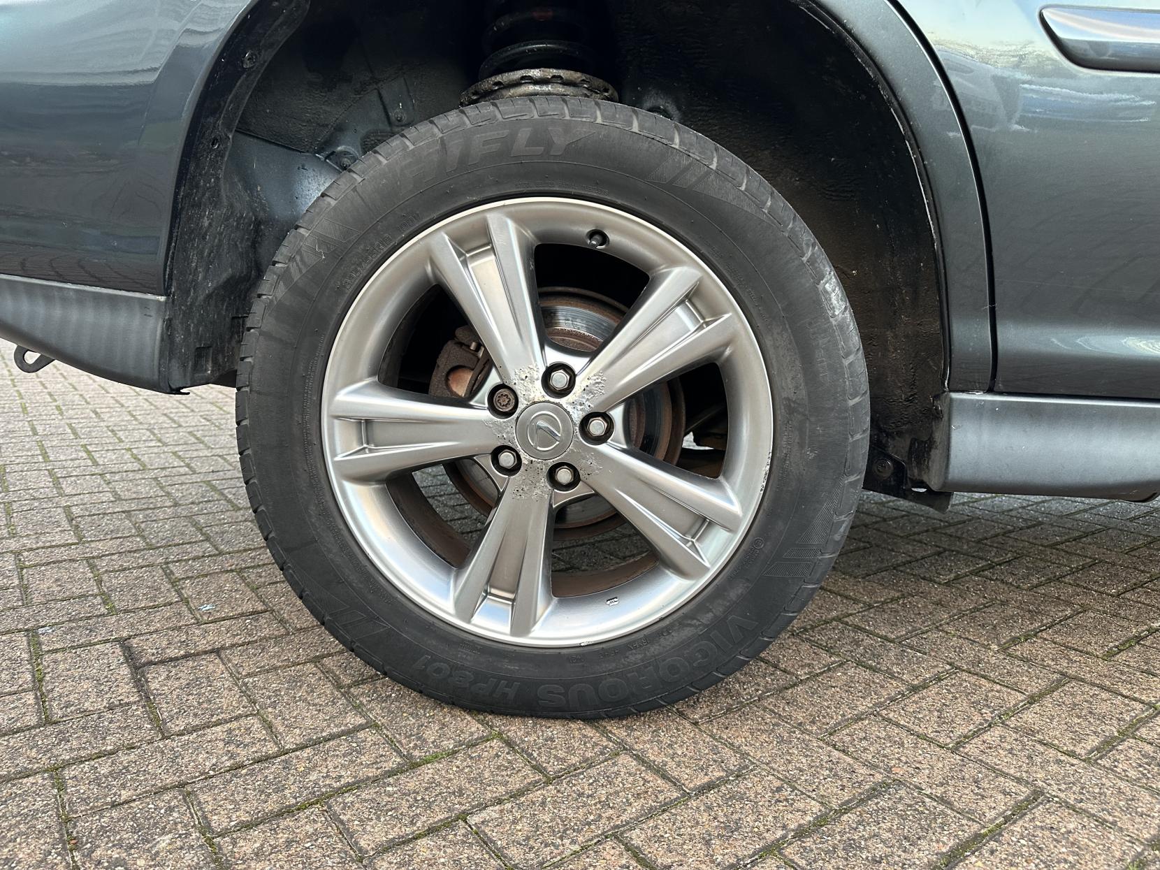 Lexus RX 3.3 400h SE-L SUV 5dr Petrol Hybrid CVT (192 g/km, 208 bhp)