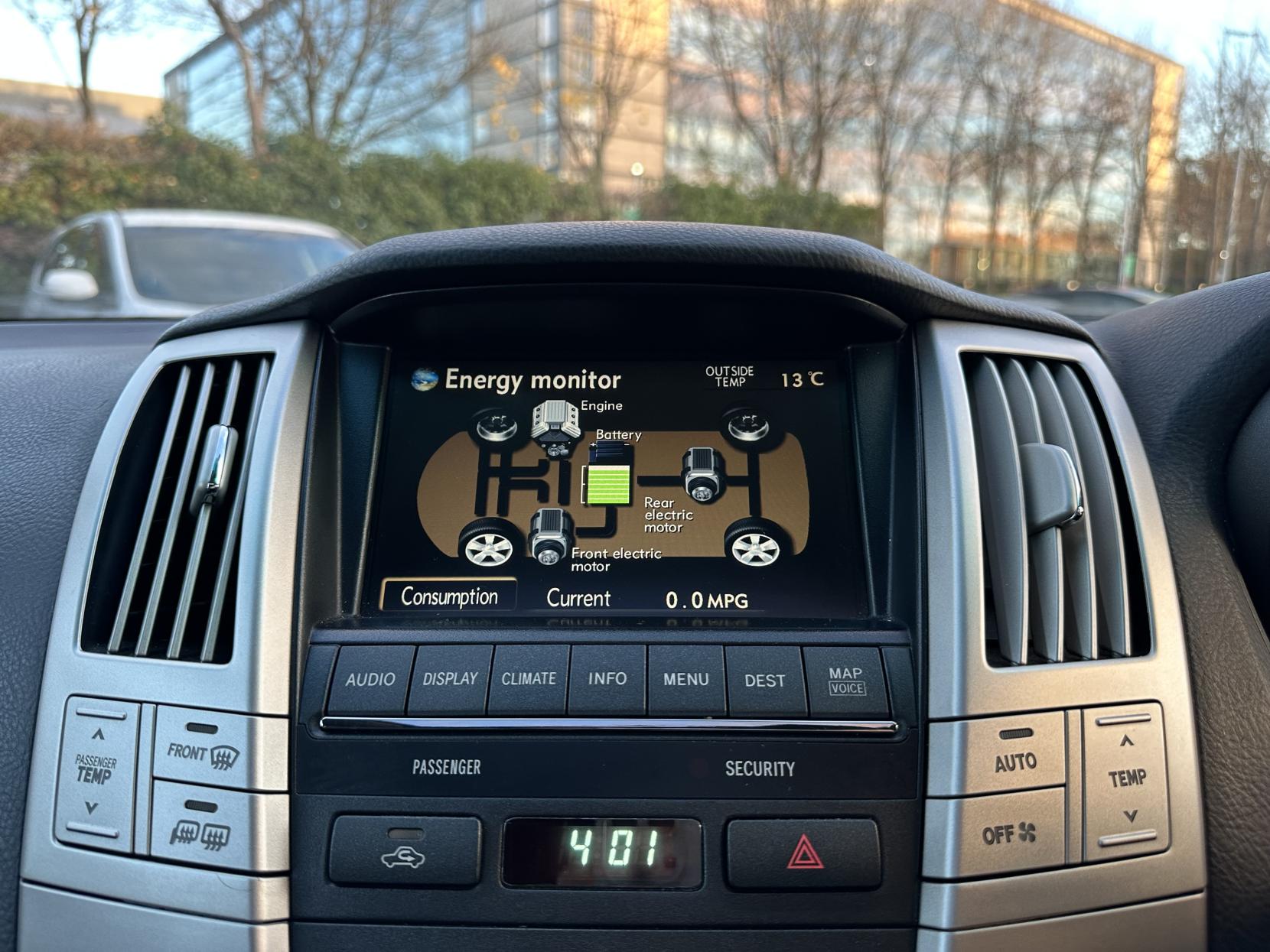 Lexus RX 3.3 400h SE-L SUV 5dr Petrol Hybrid CVT (192 g/km, 208 bhp)