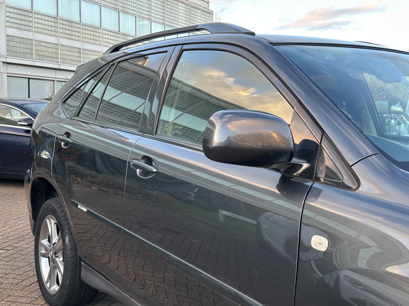 Lexus RX 3.3 400h SE-L SUV 5dr Petrol Hybrid CVT (192 g/km, 208 bhp)