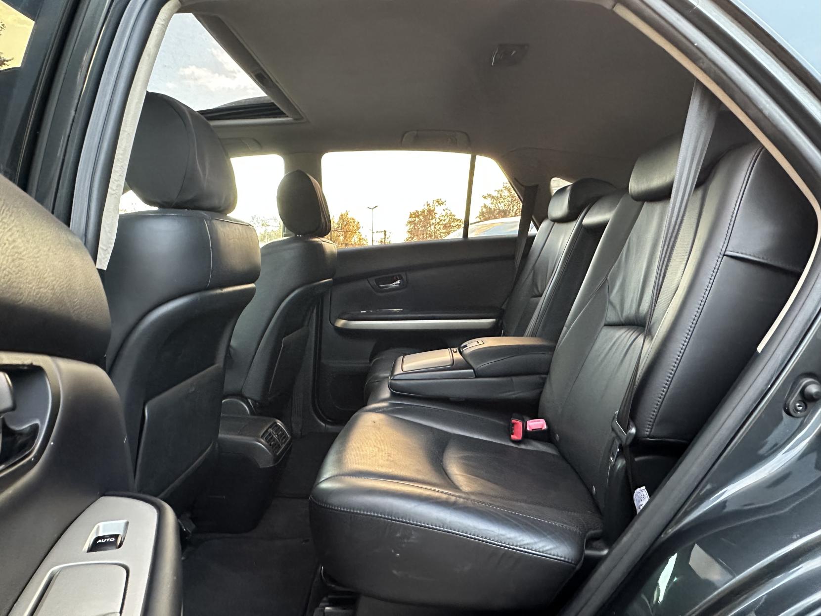 Lexus RX 3.3 400h SE-L SUV 5dr Petrol Hybrid CVT (192 g/km, 208 bhp)