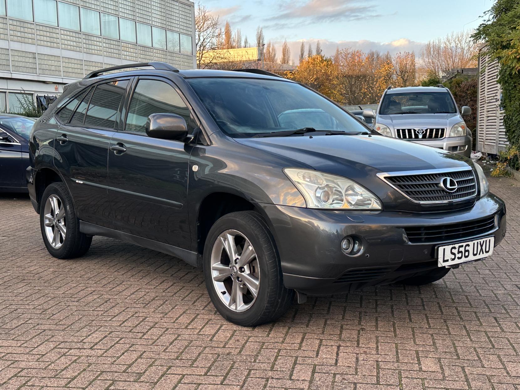 Lexus RX 3.3 400h SE-L SUV 5dr Petrol Hybrid CVT (192 g/km, 208 bhp)