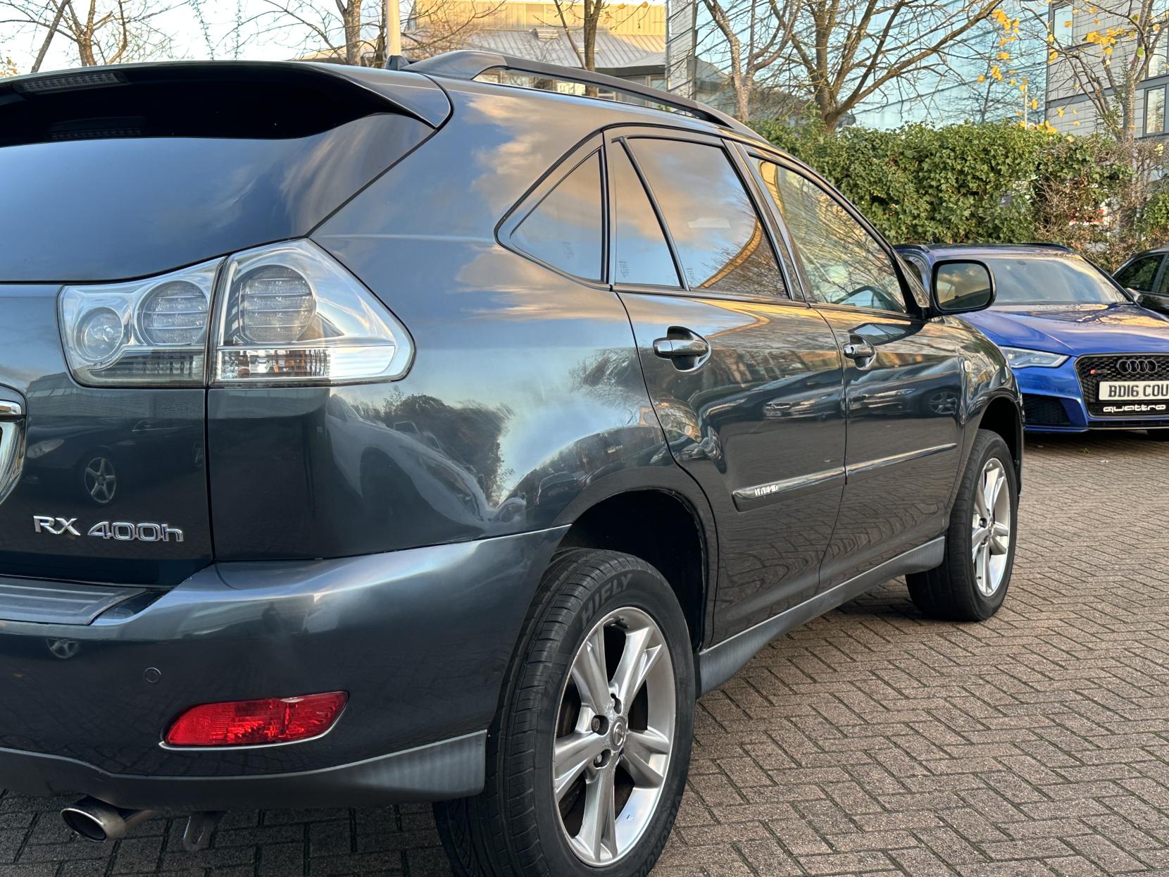 Lexus RX 3.3 400h SE-L SUV 5dr Petrol Hybrid CVT (192 g/km, 208 bhp)