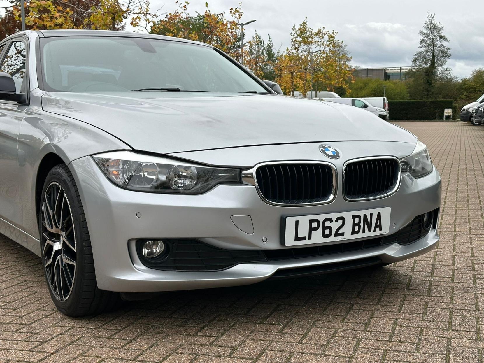 BMW 3 Series 2.0 320d ED EfficientDynamics Saloon 4dr Diesel Auto Euro 5 (s/s) (163 ps)