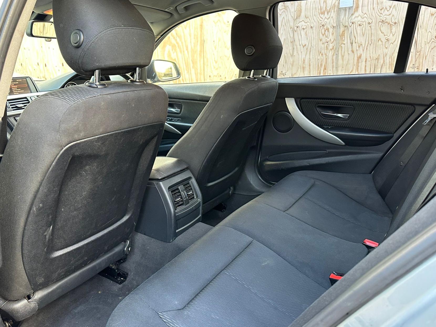 BMW 3 Series 2.0 320d ED EfficientDynamics Saloon 4dr Diesel Auto Euro 5 (s/s) (163 ps)