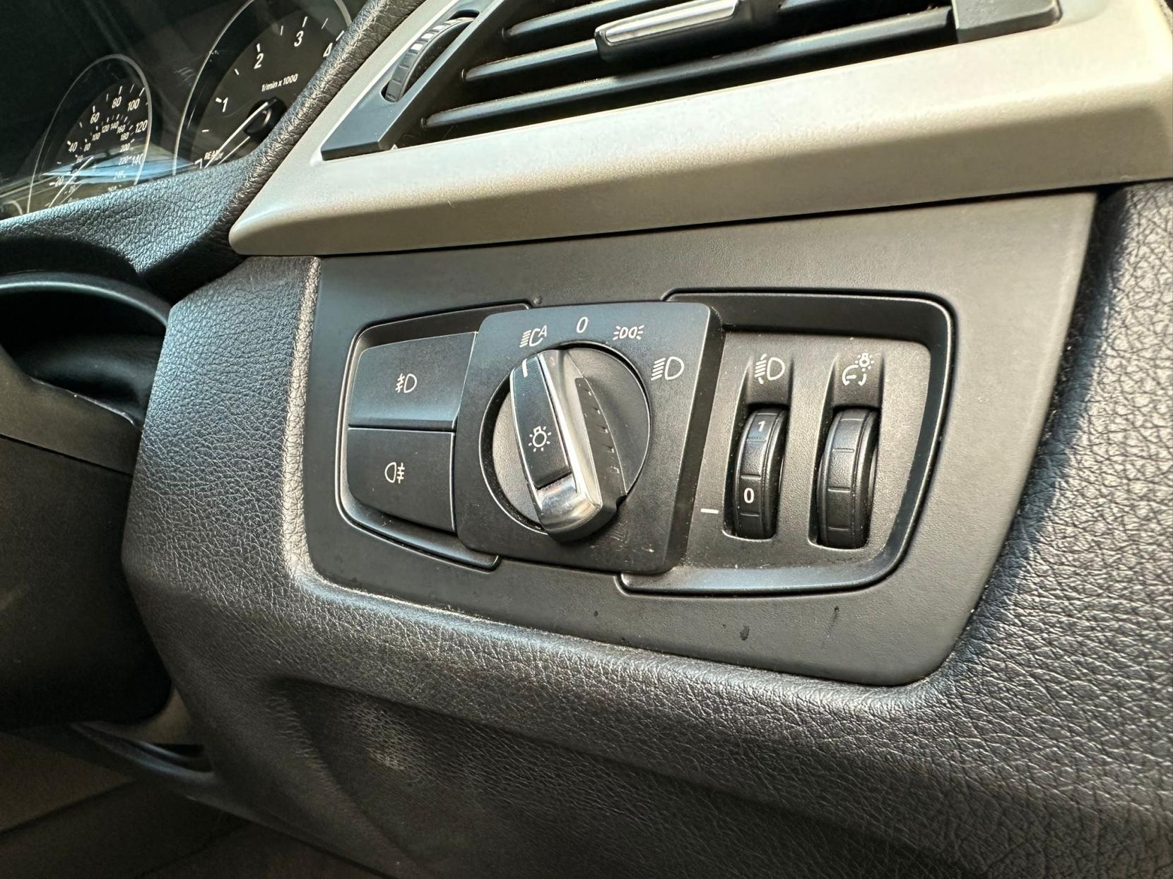 BMW 3 Series 2.0 320d ED EfficientDynamics Saloon 4dr Diesel Auto Euro 5 (s/s) (163 ps)