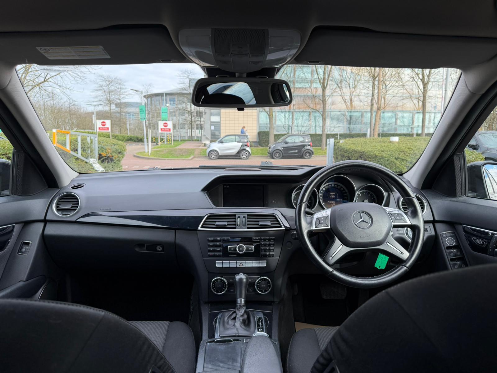 Mercedes-Benz C Class 1.8 C180 BlueEfficiency SE Edition 125 Saloon 4dr Petrol G-Tronic+ Euro 5 (s/s) (156 ps)