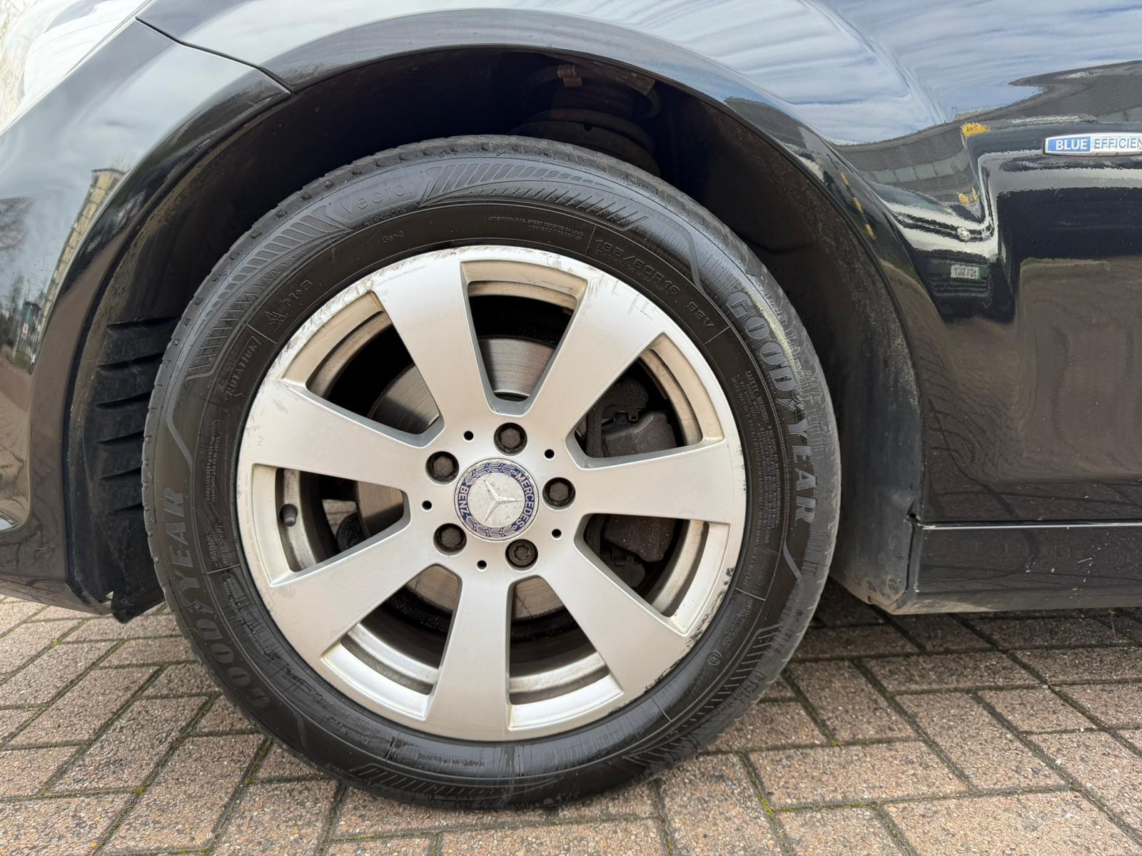 Mercedes-Benz C Class 1.8 C180 BlueEfficiency SE Edition 125 Saloon 4dr Petrol G-Tronic+ Euro 5 (s/s) (156 ps)