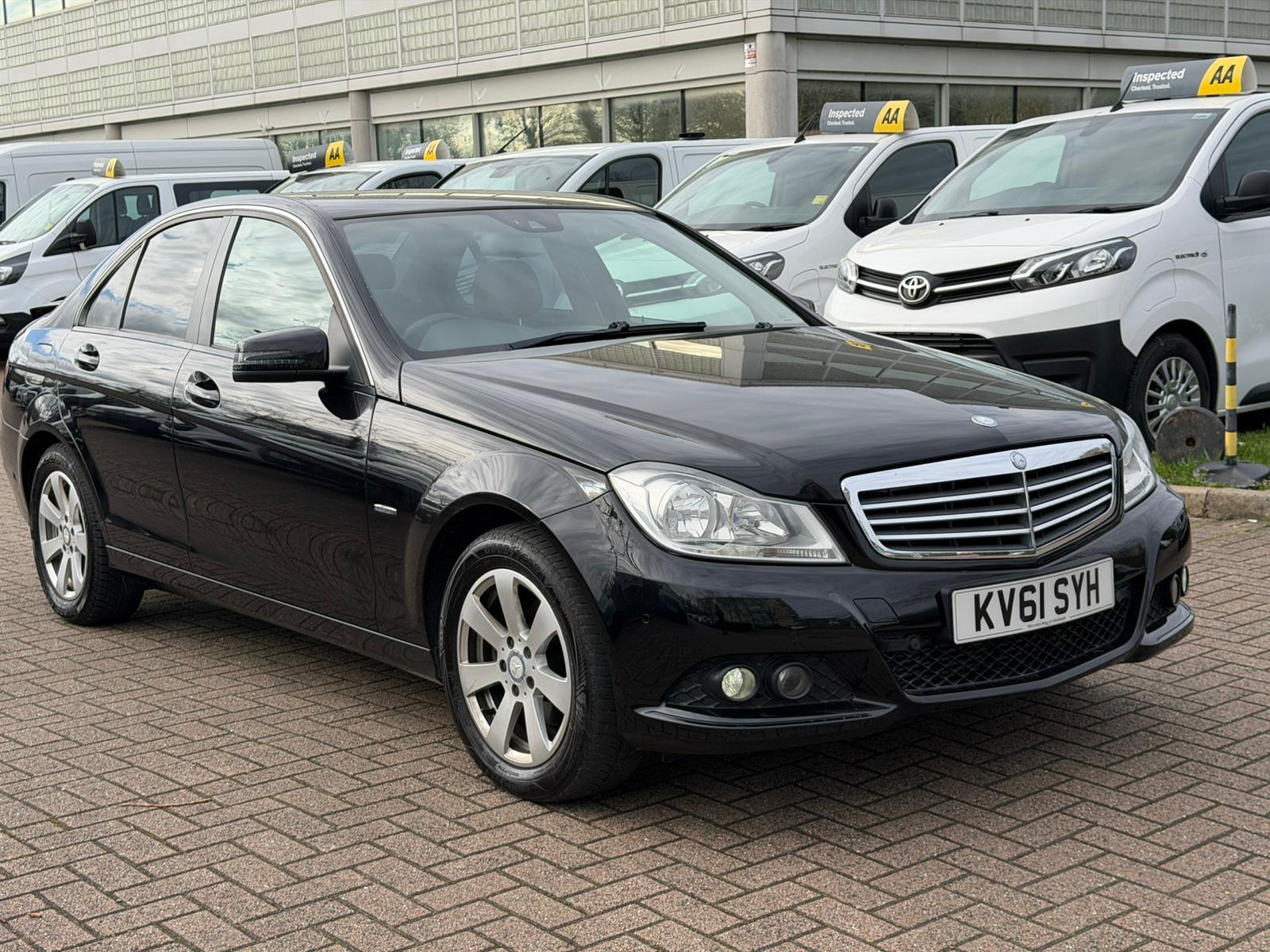 Mercedes-Benz C Class 1.8 C180 BlueEfficiency SE Edition 125 Saloon 4dr Petrol G-Tronic+ Euro 5 (s/s) (156 ps)