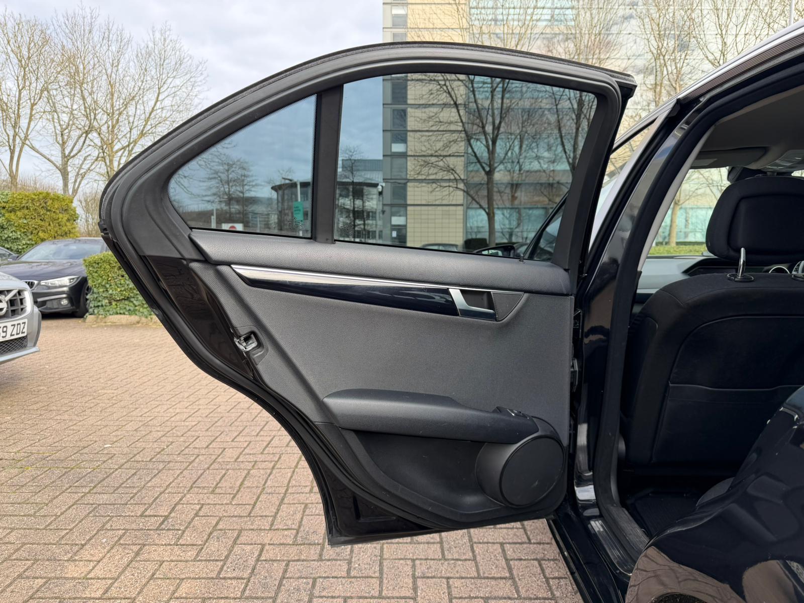 Mercedes-Benz C Class 1.8 C180 BlueEfficiency SE Edition 125 Saloon 4dr Petrol G-Tronic+ Euro 5 (s/s) (156 ps)