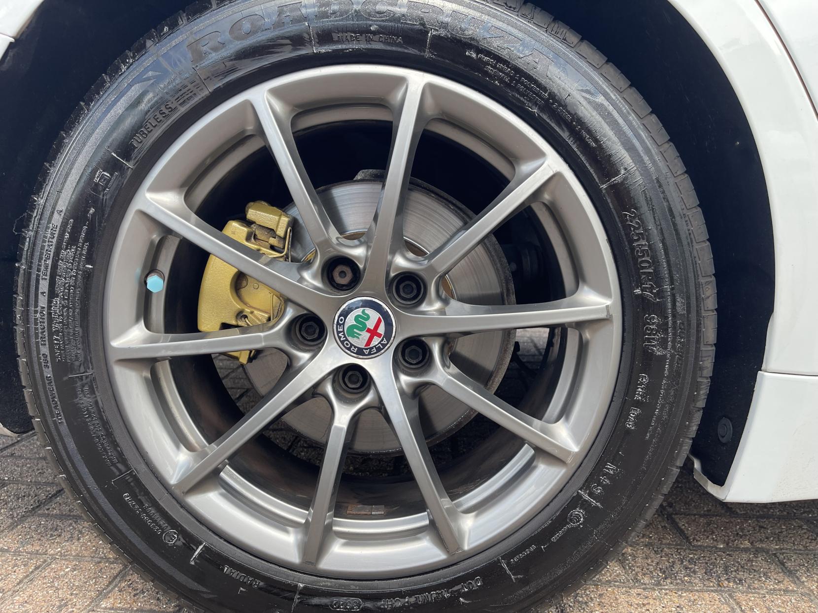 Alfa Romeo Giulia 2.0T Super Saloon 4dr Petrol Auto Euro 6 (s/s) (200 ps)