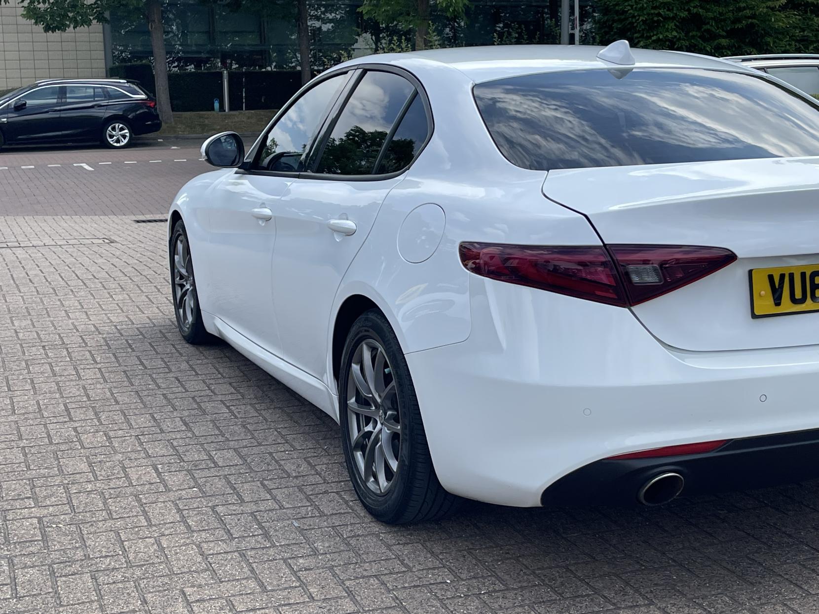 Alfa Romeo Giulia 2.0T Super Saloon 4dr Petrol Auto Euro 6 (s/s) (200 ps)