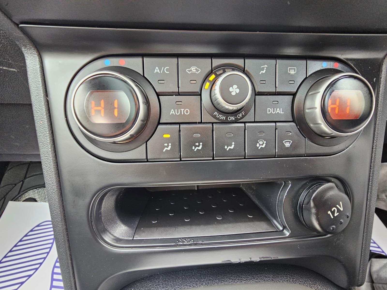 Nissan Qashqai 2.0 Tekna SUV 5dr Petrol CVT 2WD Euro 5 (140 ps)