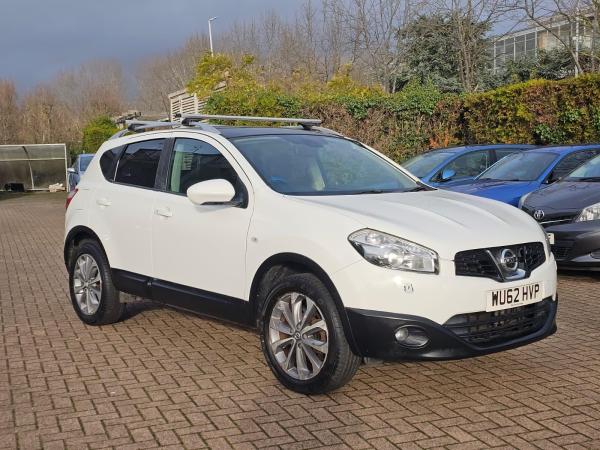 Nissan Qashqai 2.0 Tekna SUV 5dr Petrol CVT 2WD Euro 5 (140 ps)