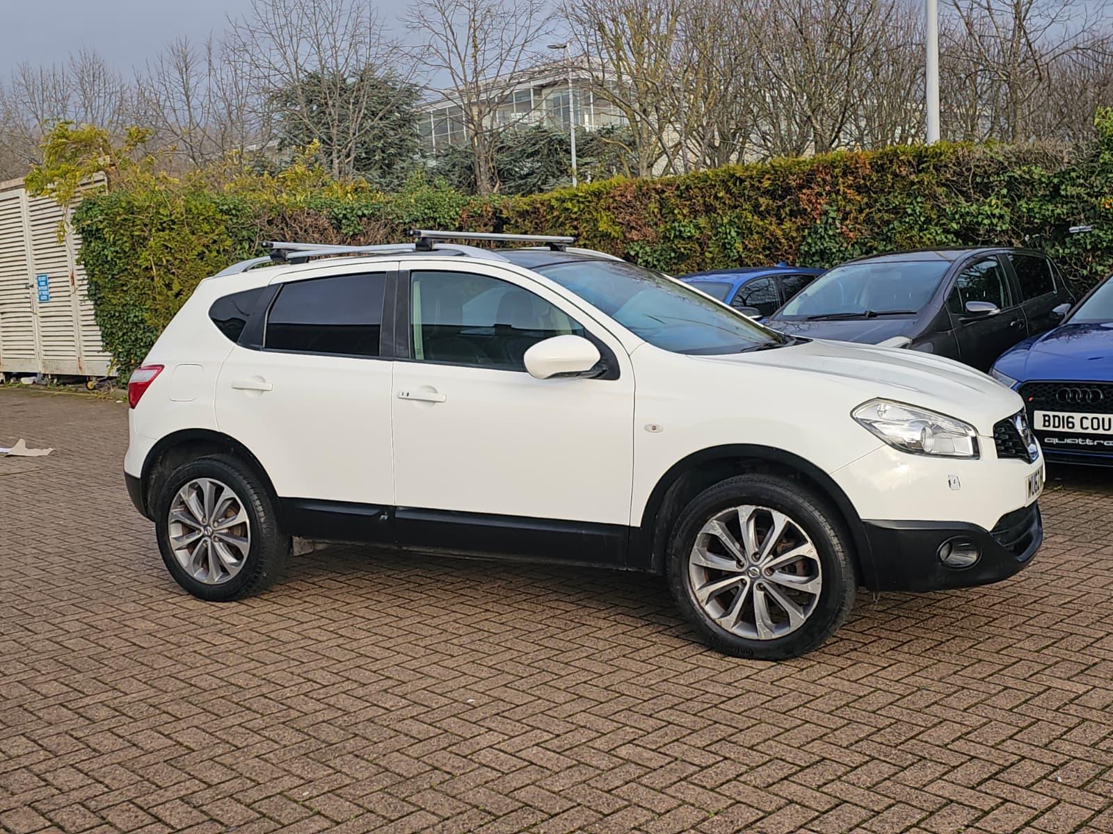 Nissan Qashqai 2.0 Tekna SUV 5dr Petrol CVT 2WD Euro 5 (140 ps)