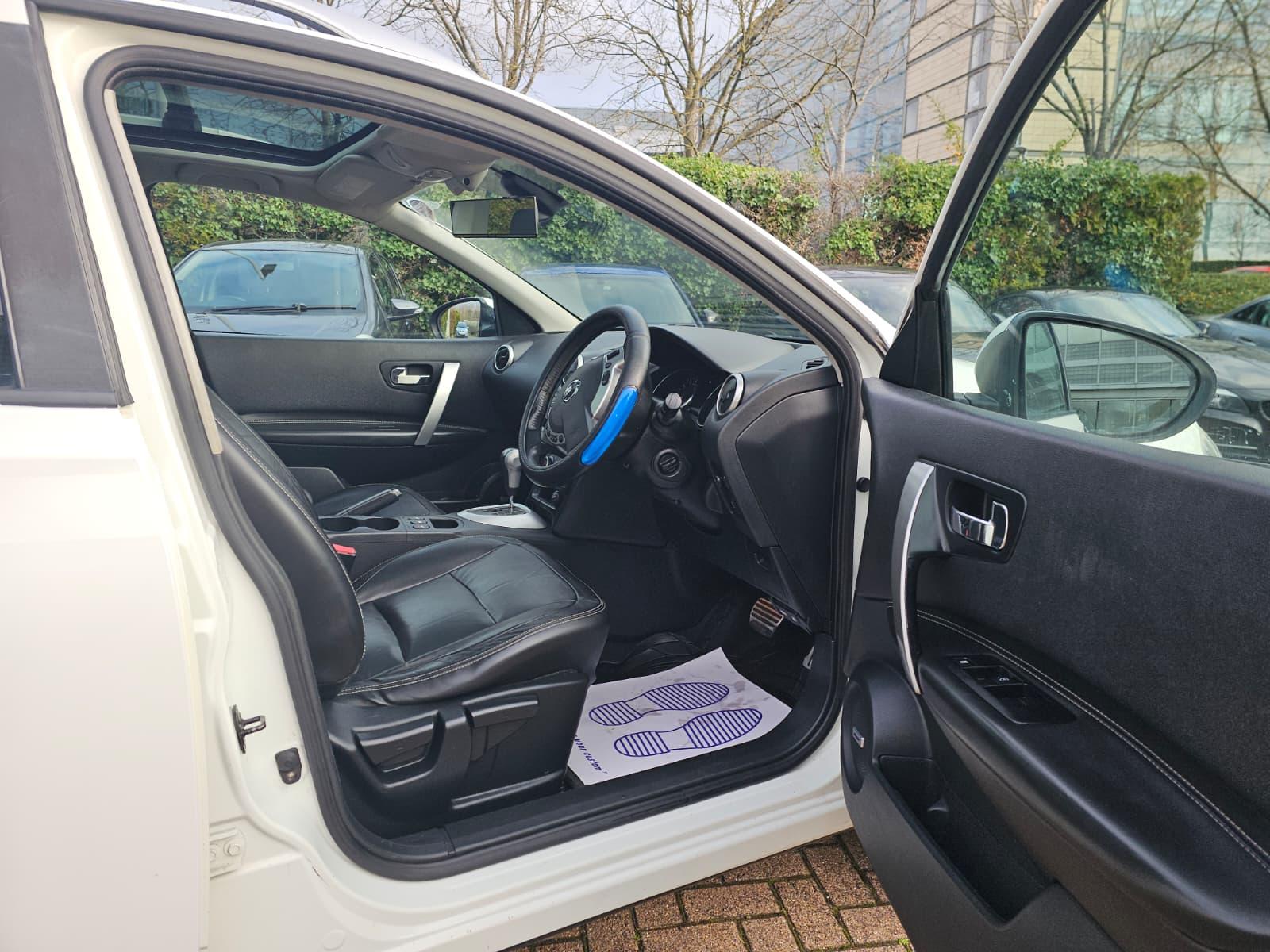 Nissan Qashqai 2.0 Tekna SUV 5dr Petrol CVT 2WD Euro 5 (140 ps)