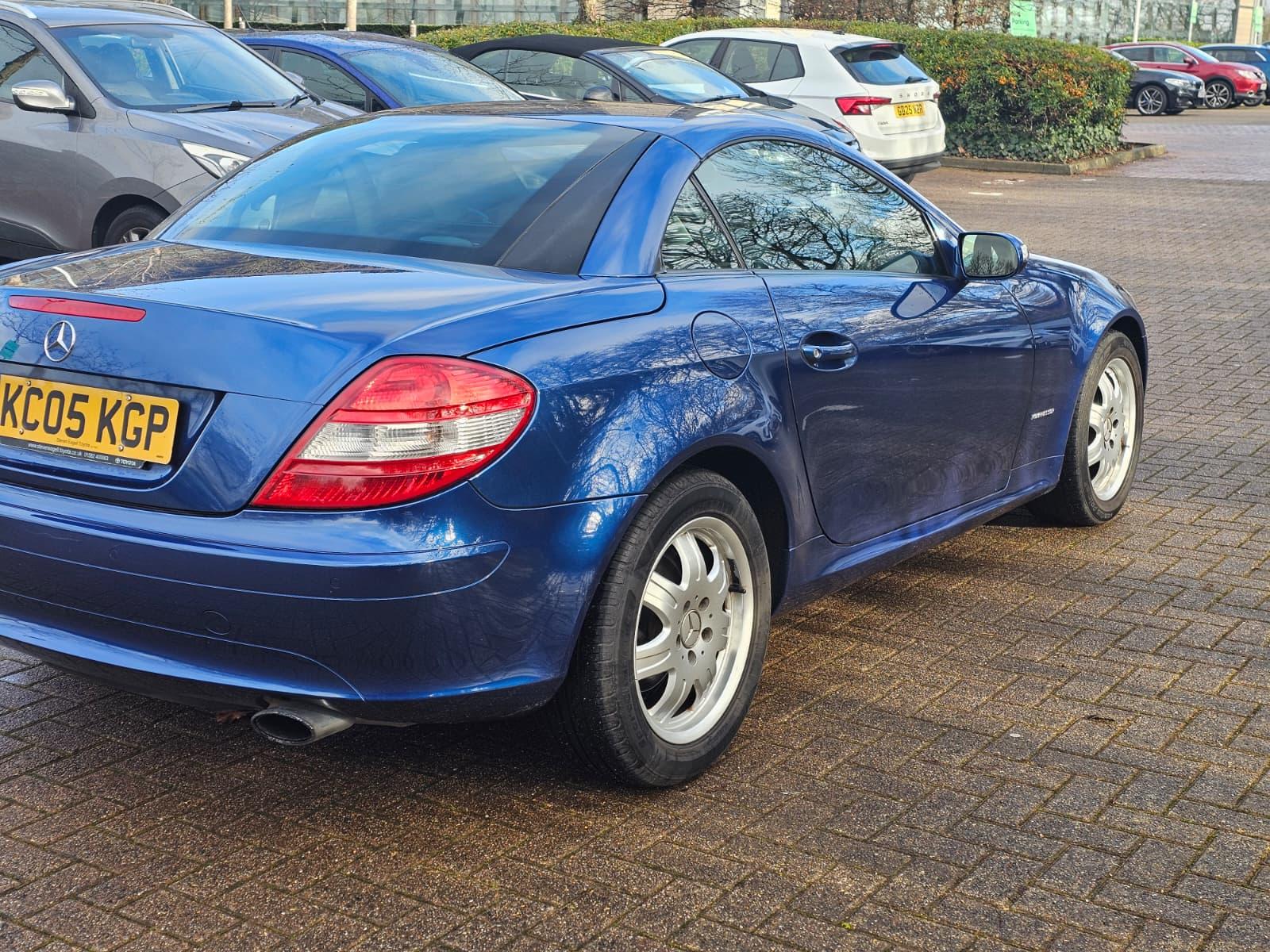 Mercedes-Benz SLK 1.8 SLK200 Kompressor Convertible 2dr Petrol Automatic (211 g/km, 163 bhp)
