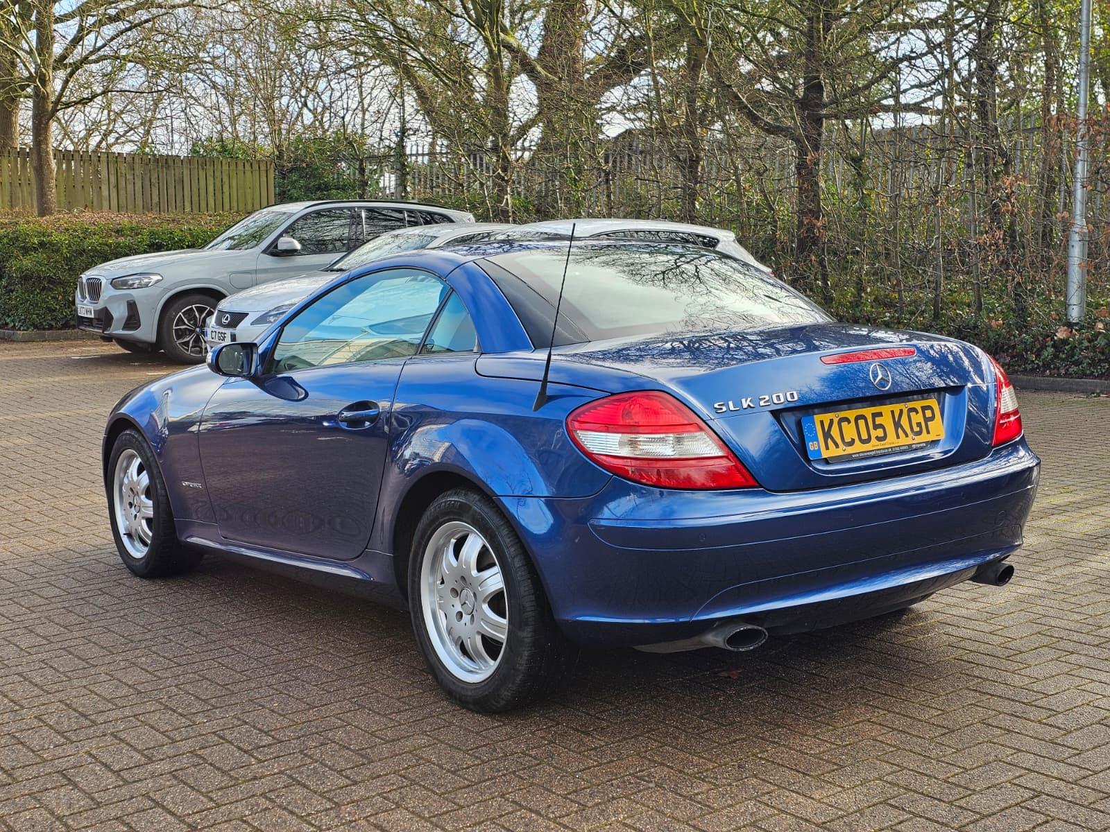 Mercedes-Benz SLK 1.8 SLK200 Kompressor Convertible 2dr Petrol Automatic (211 g/km, 163 bhp)