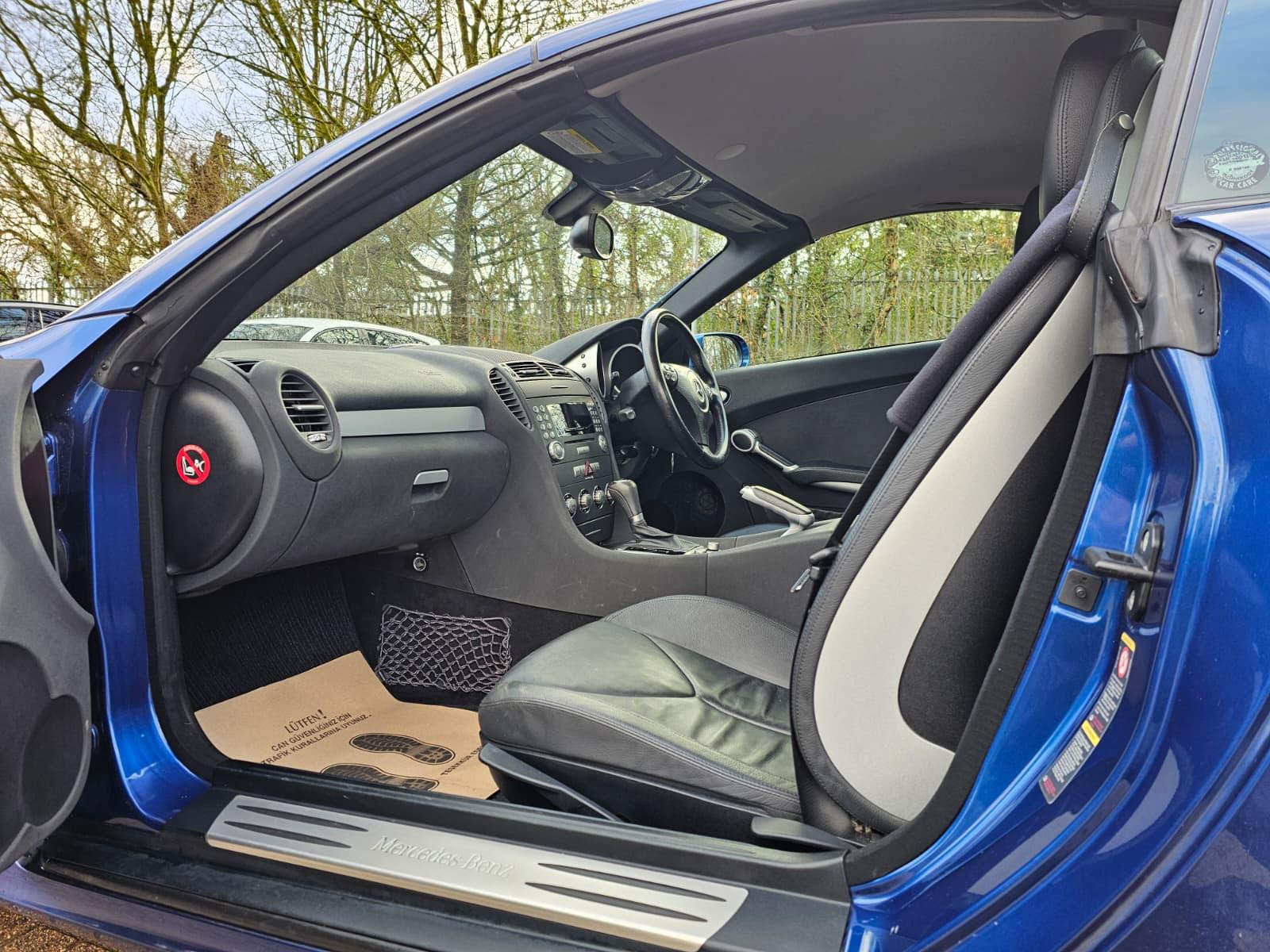 Mercedes-Benz SLK 1.8 SLK200 Kompressor Convertible 2dr Petrol Automatic (211 g/km, 163 bhp)