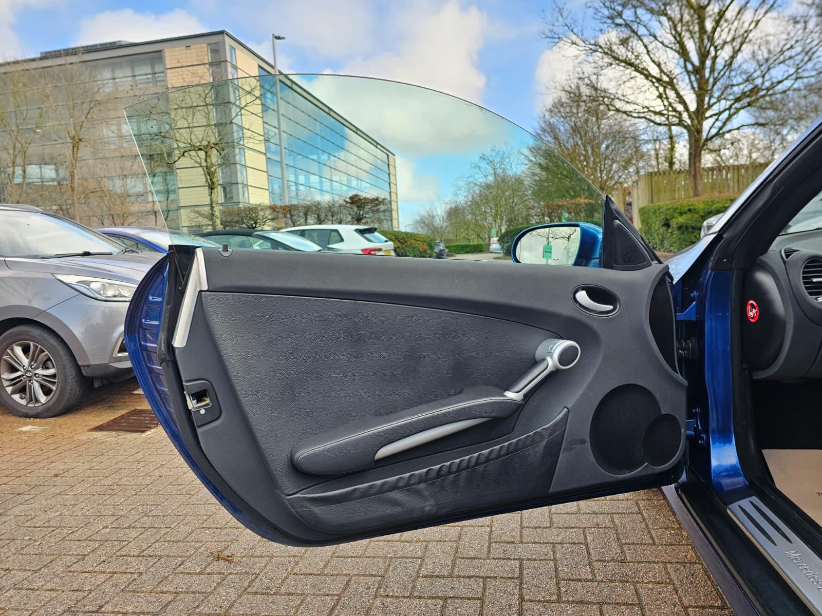 Mercedes-Benz SLK 1.8 SLK200 Kompressor Convertible 2dr Petrol Automatic (211 g/km, 163 bhp)