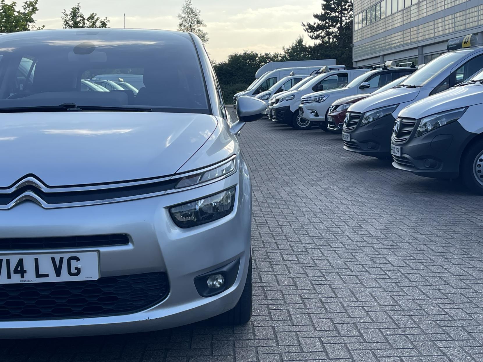 Citroen Grand C4 Picasso 1.6 e-HDi Airdream VTR+ MPV 5dr Diesel ETG6 Euro 5 (s/s) (115 ps)
