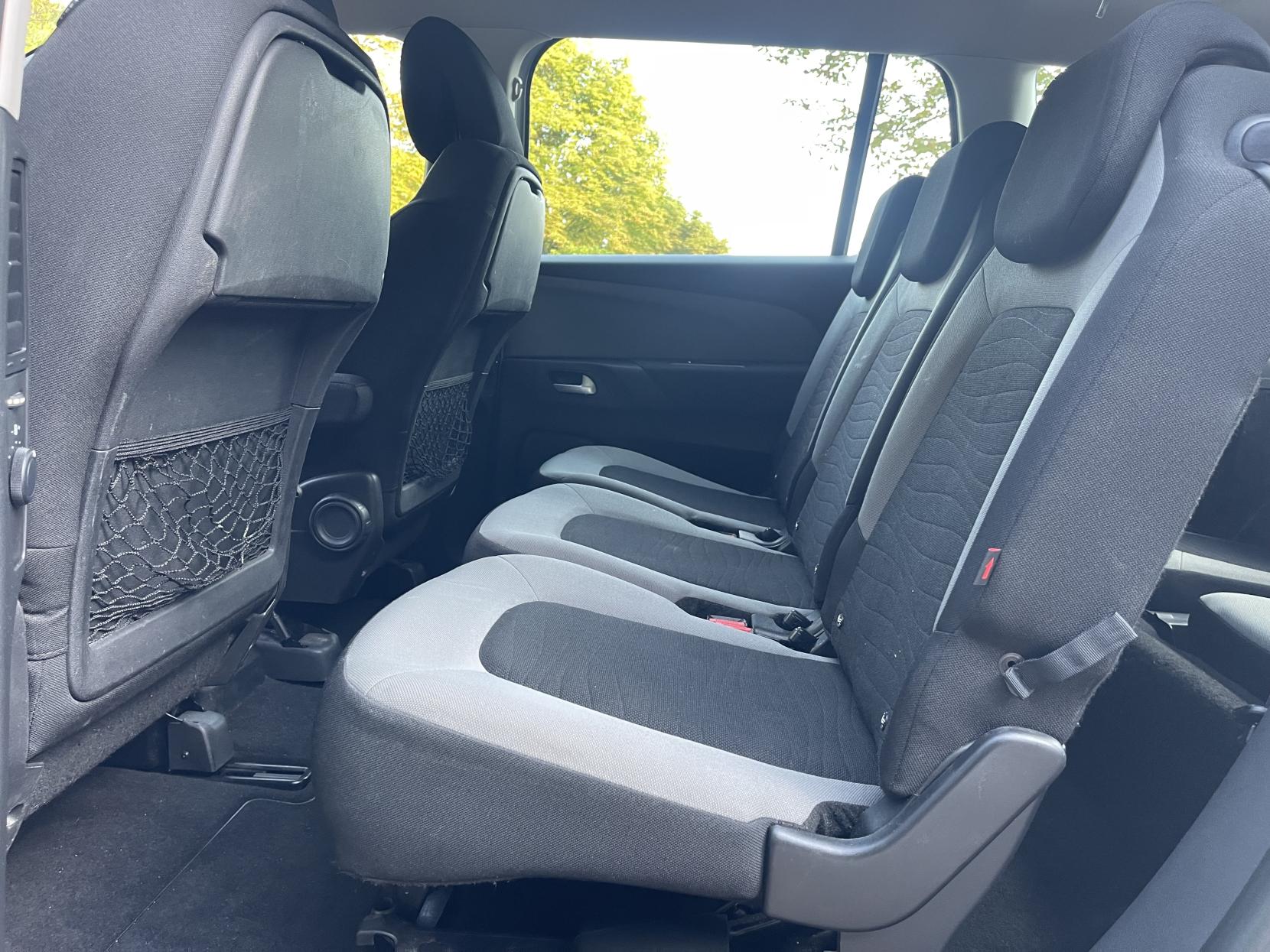 Citroen Grand C4 Picasso 1.6 e-HDi Airdream VTR+ MPV 5dr Diesel ETG6 Euro 5 (s/s) (115 ps)