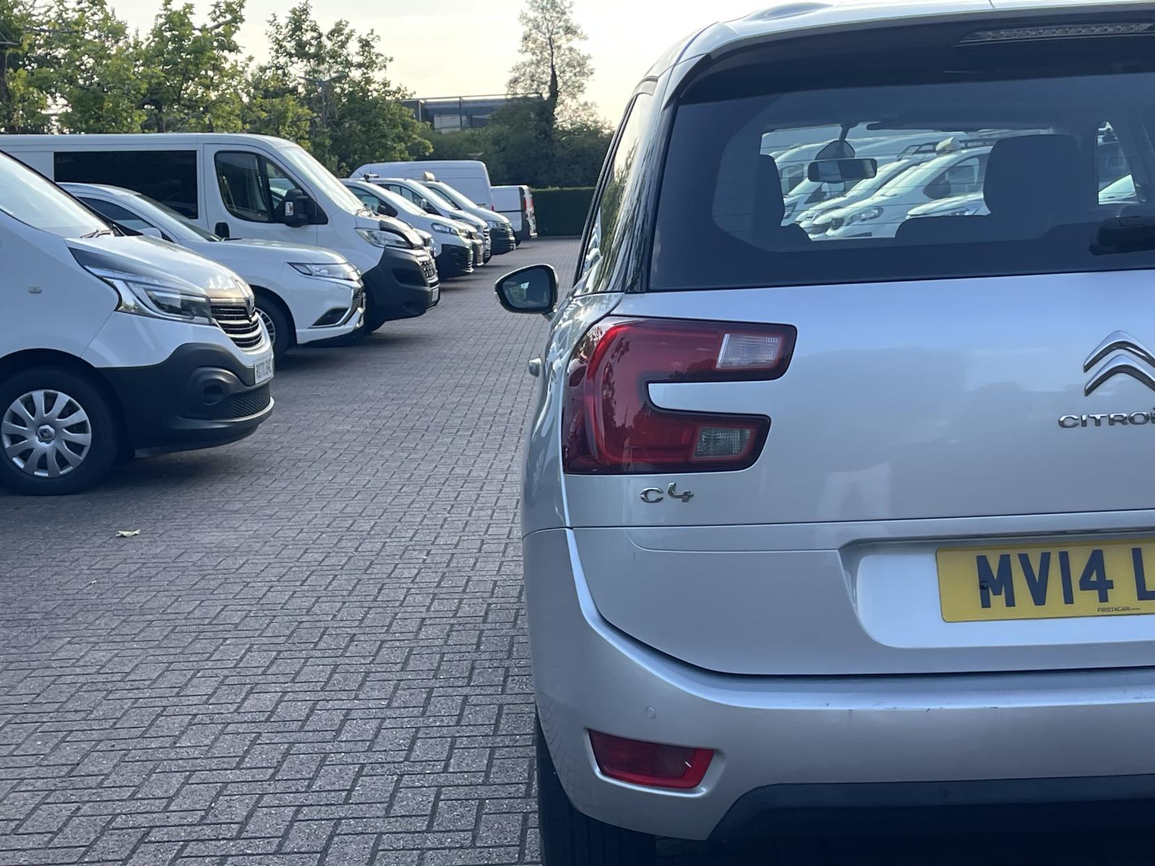 Citroen Grand C4 Picasso 1.6 e-HDi Airdream VTR+ MPV 5dr Diesel ETG6 Euro 5 (s/s) (115 ps)