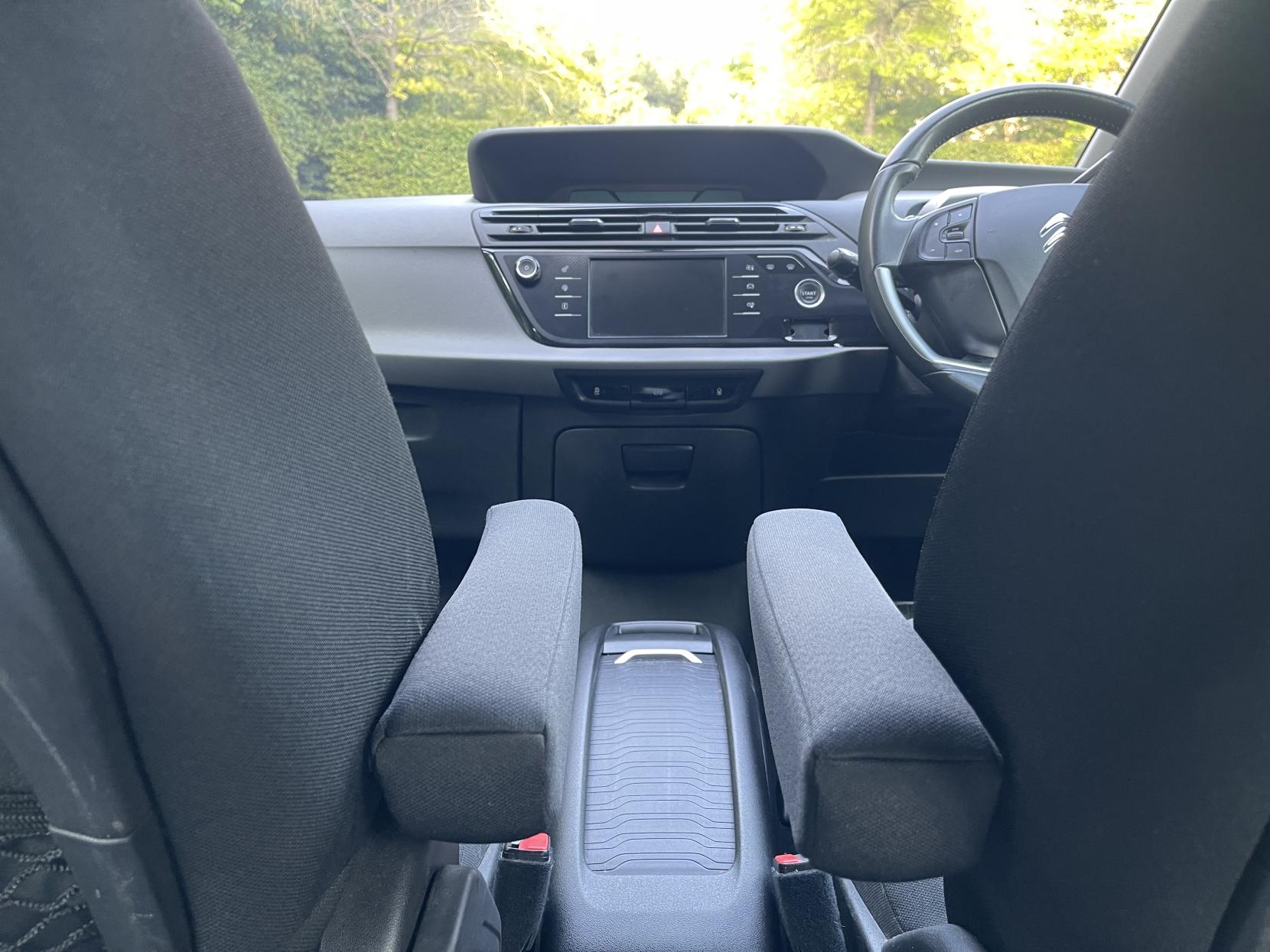 Citroen Grand C4 Picasso 1.6 e-HDi Airdream VTR+ MPV 5dr Diesel ETG6 Euro 5 (s/s) (115 ps)