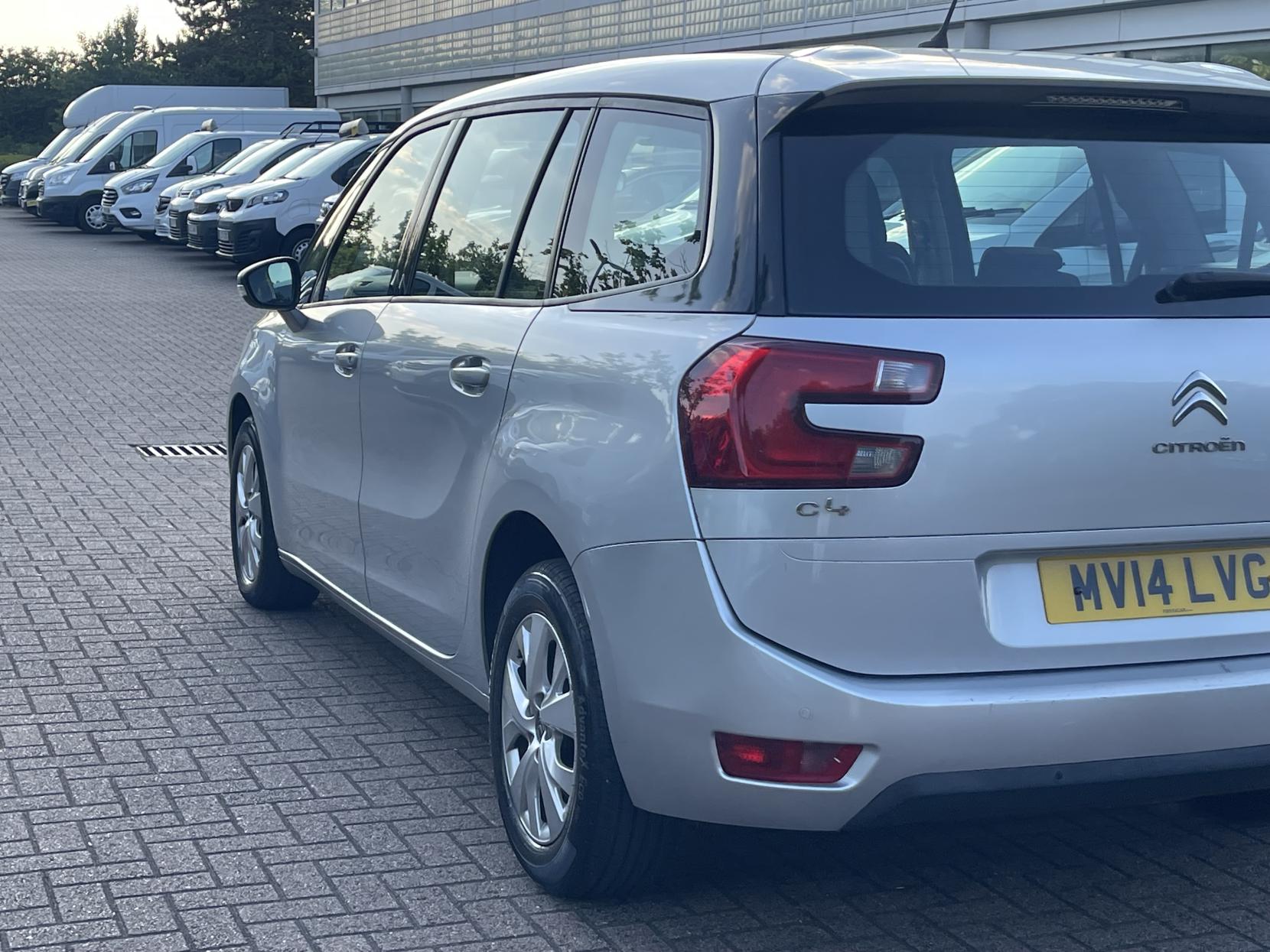 Citroen Grand C4 Picasso 1.6 e-HDi Airdream VTR+ MPV 5dr Diesel ETG6 Euro 5 (s/s) (115 ps)