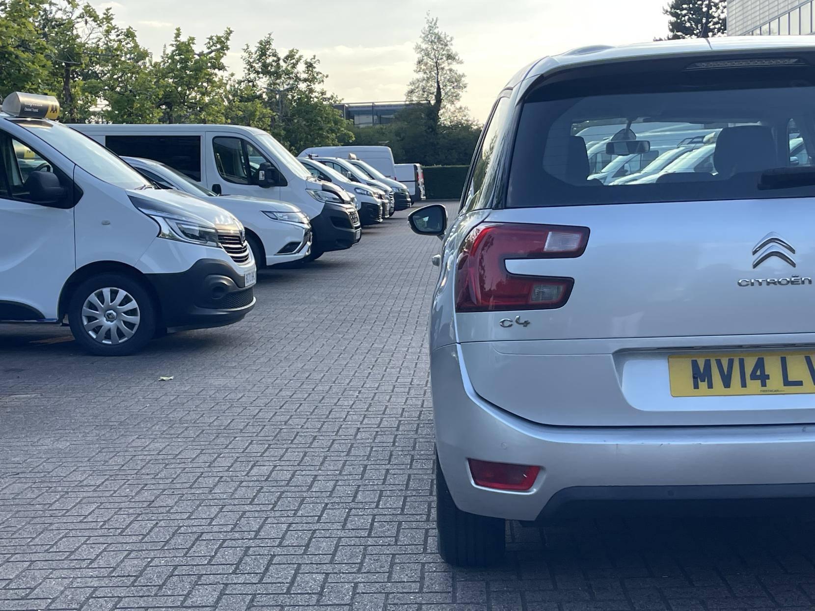 Citroen Grand C4 Picasso 1.6 e-HDi Airdream VTR+ MPV 5dr Diesel ETG6 Euro 5 (s/s) (115 ps)