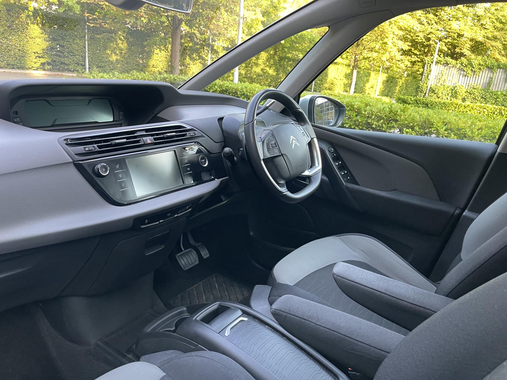 Citroen Grand C4 Picasso 1.6 e-HDi Airdream VTR+ MPV 5dr Diesel ETG6 Euro 5 (s/s) (115 ps)