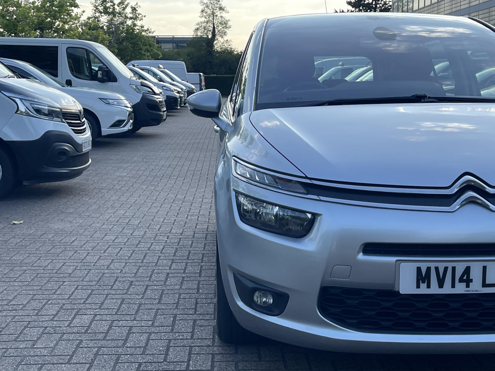 Citroen Grand C4 Picasso 1.6 e-HDi Airdream VTR+ MPV 5dr Diesel ETG6 Euro 5 (s/s) (115 ps)