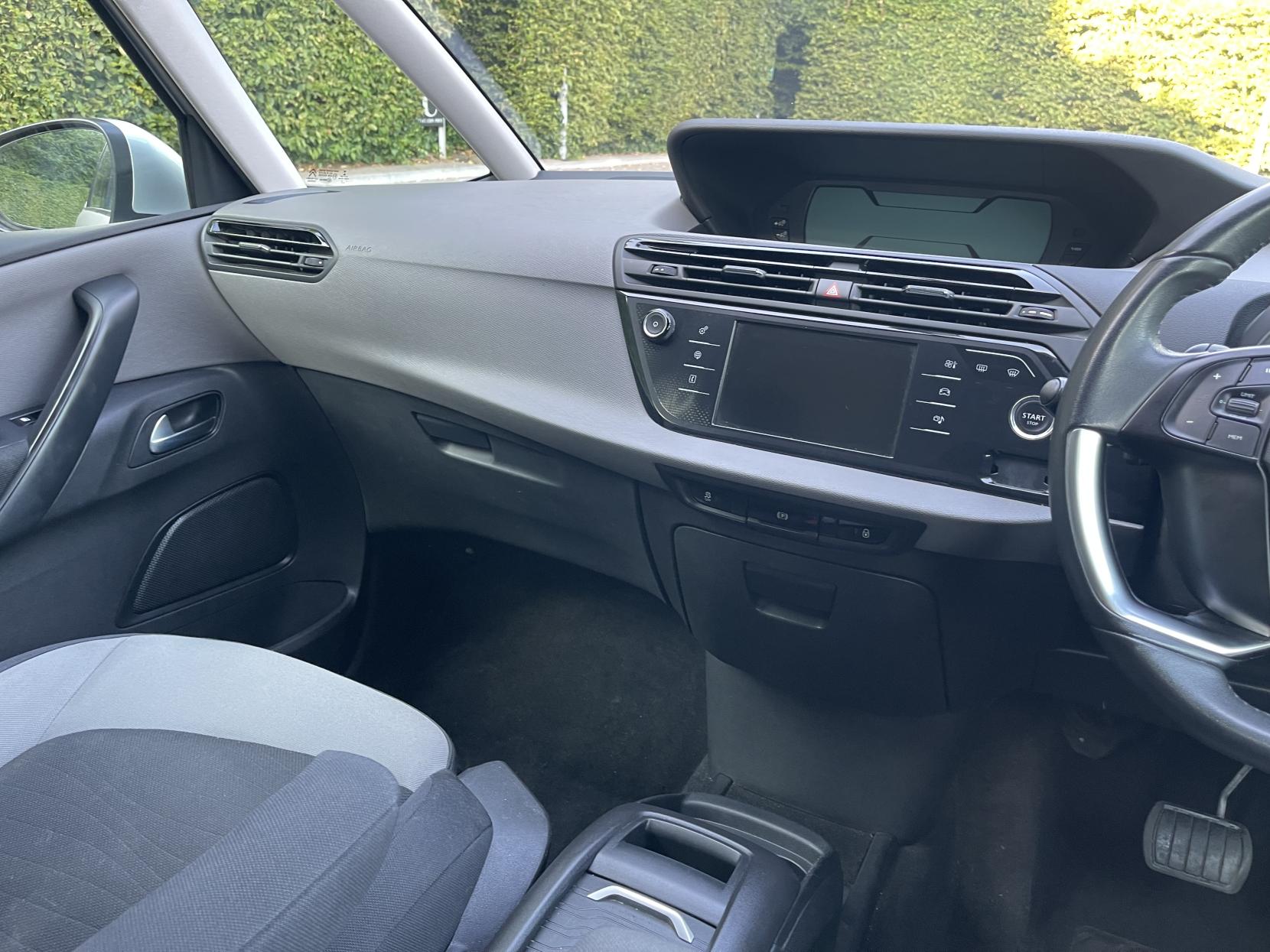 Citroen Grand C4 Picasso 1.6 e-HDi Airdream VTR+ MPV 5dr Diesel ETG6 Euro 5 (s/s) (115 ps)