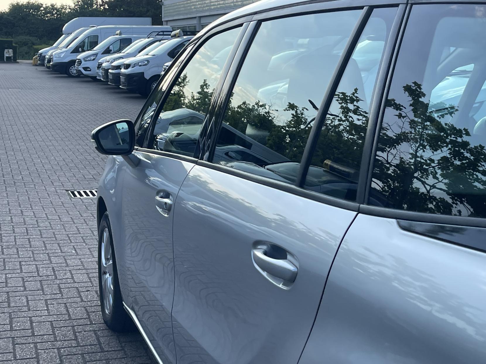 Citroen Grand C4 Picasso 1.6 e-HDi Airdream VTR+ MPV 5dr Diesel ETG6 Euro 5 (s/s) (115 ps)