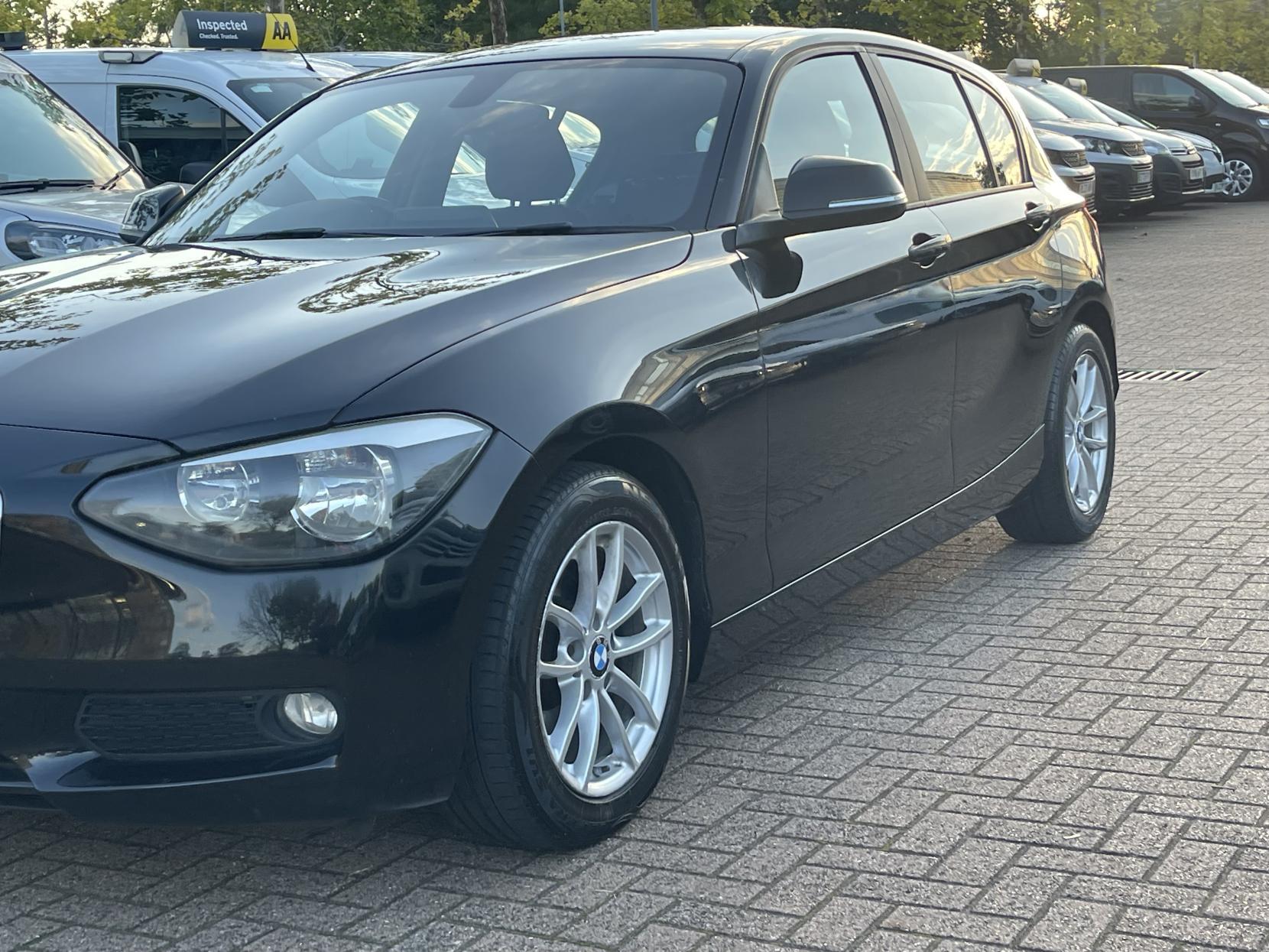 BMW 1 Series 1.6 116d ED EfficientDynamics Hatchback 5dr Diesel Manual Euro 5 (s/s) (116 ps)