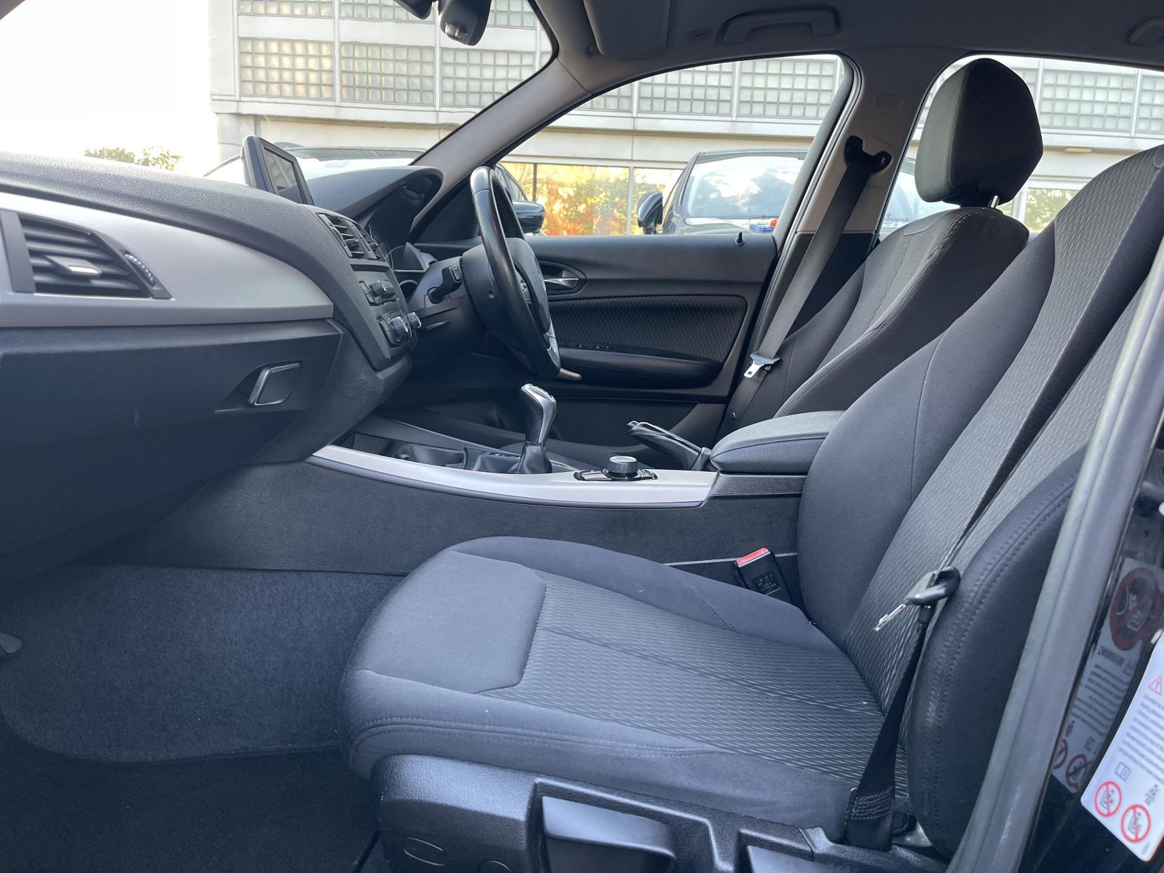 BMW 1 Series 1.6 116d ED EfficientDynamics Hatchback 5dr Diesel Manual Euro 5 (s/s) (116 ps)