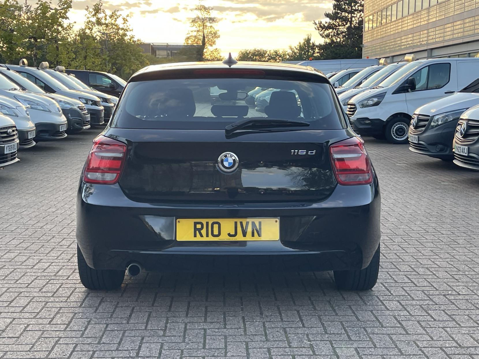 BMW 1 Series 1.6 116d ED EfficientDynamics Hatchback 5dr Diesel Manual Euro 5 (s/s) (116 ps)