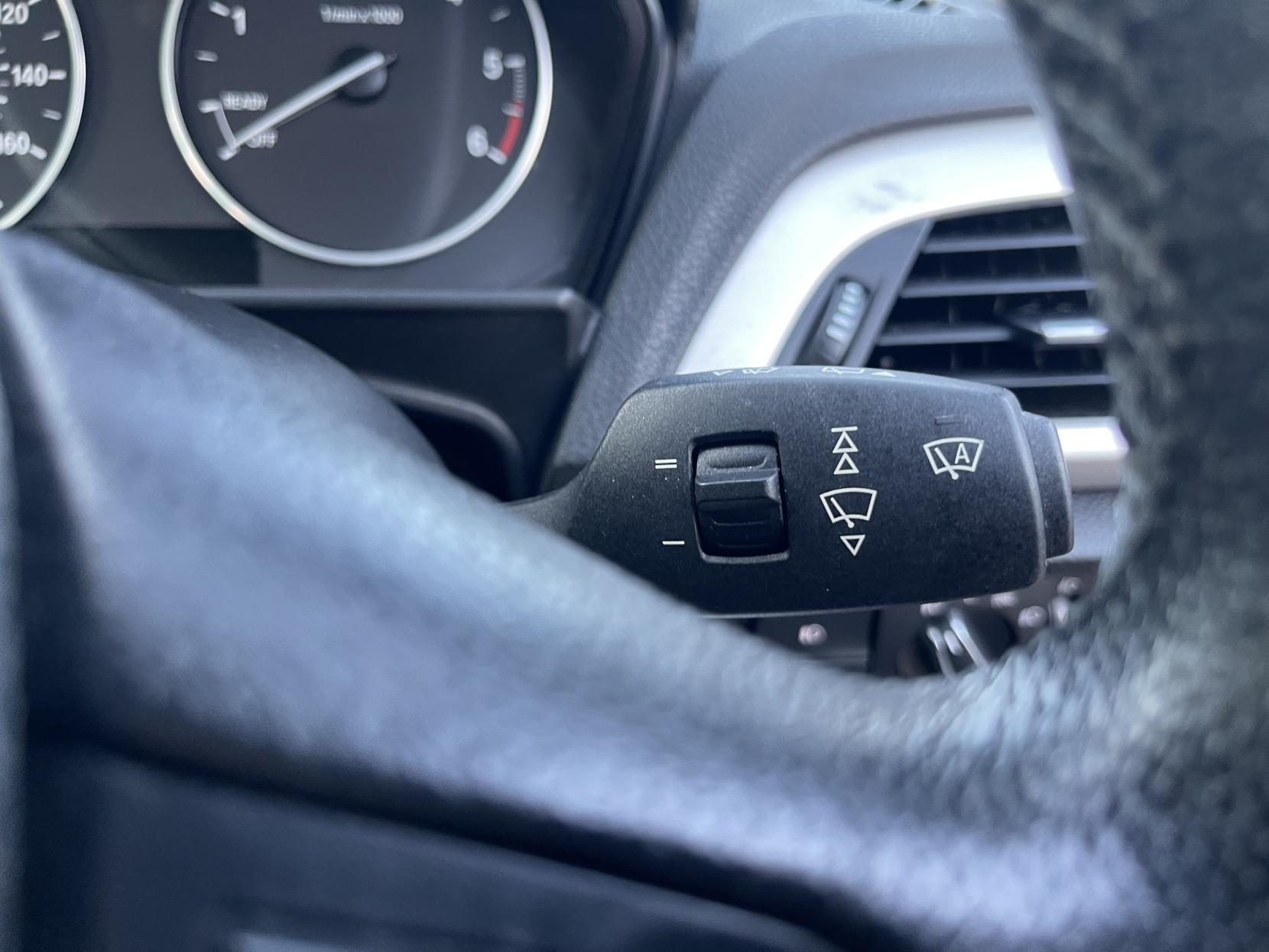 BMW 1 Series 1.6 116d ED EfficientDynamics Hatchback 5dr Diesel Manual Euro 5 (s/s) (116 ps)