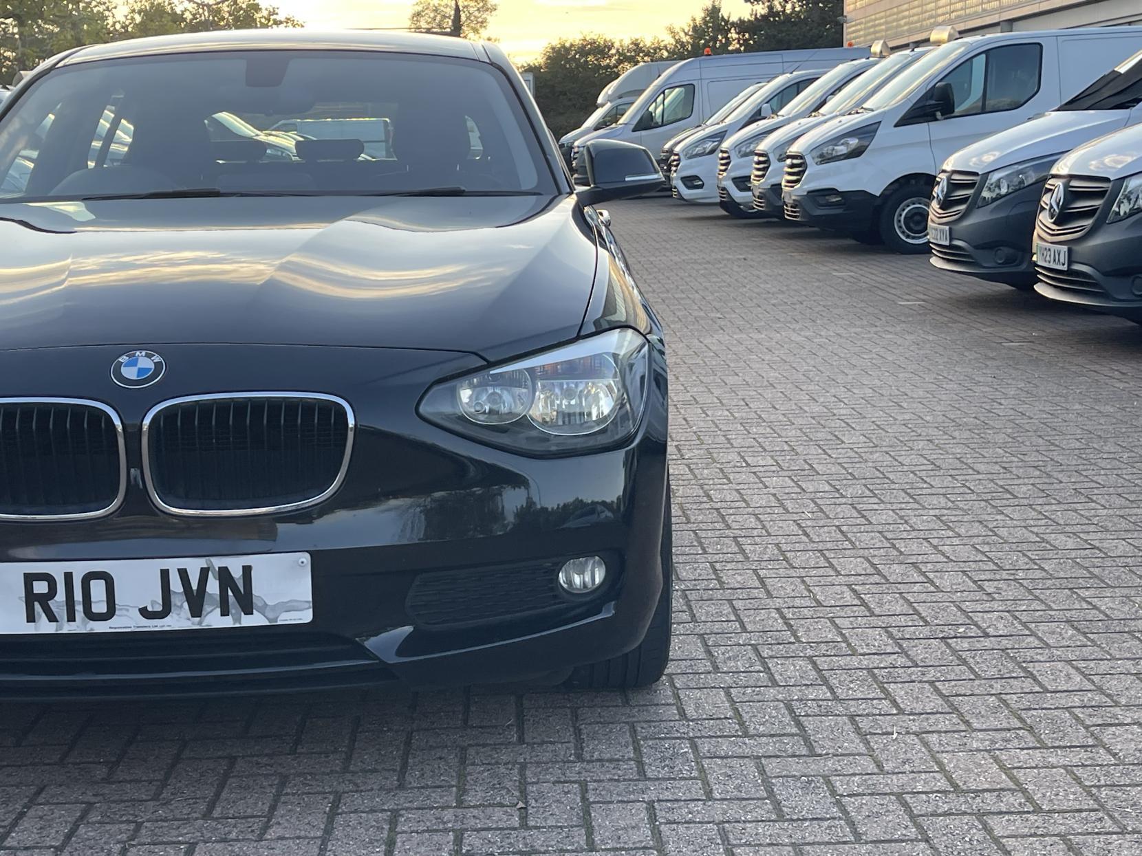BMW 1 Series 1.6 116d ED EfficientDynamics Hatchback 5dr Diesel Manual Euro 5 (s/s) (116 ps)
