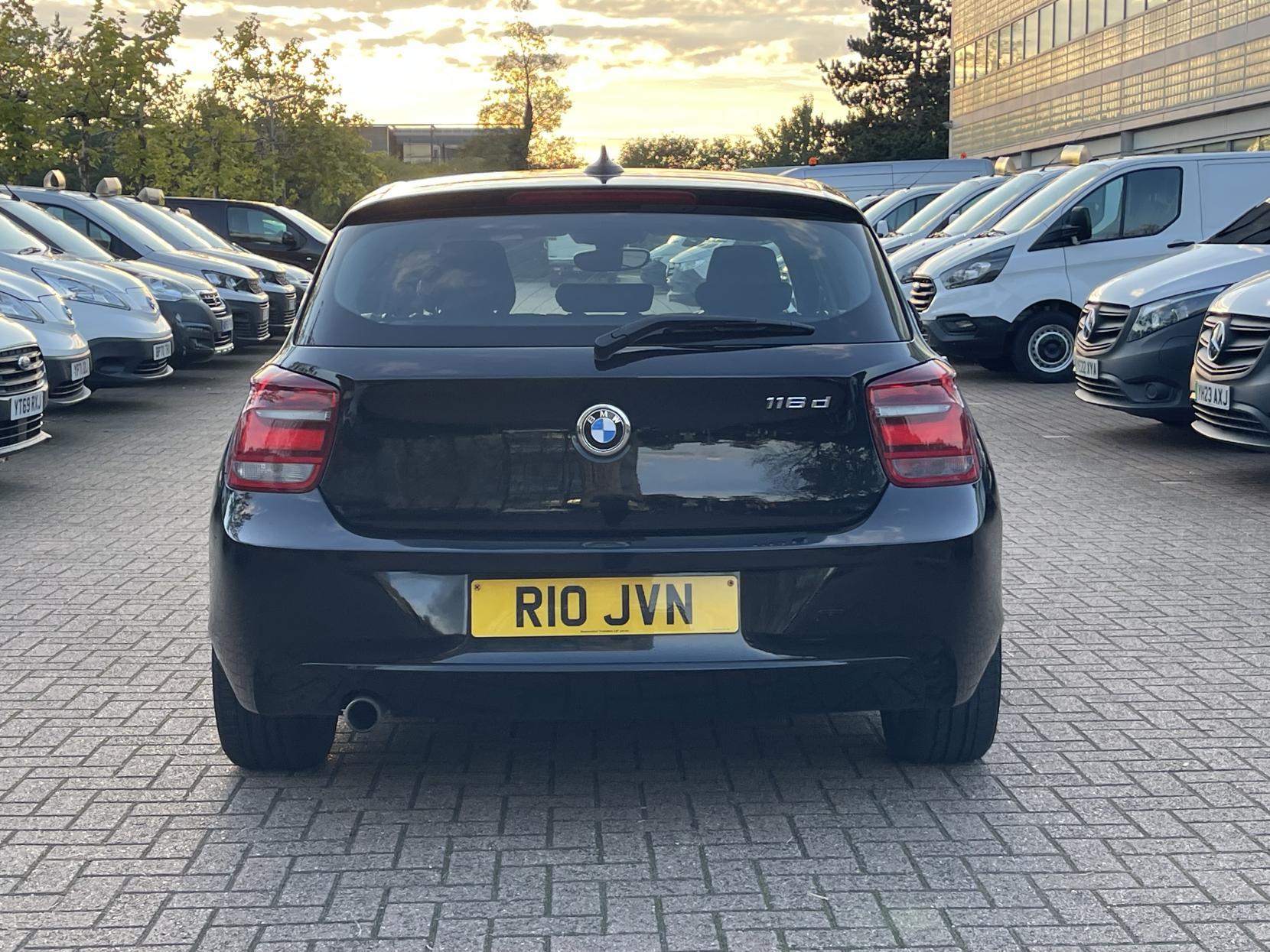 BMW 1 Series 1.6 116d ED EfficientDynamics Hatchback 5dr Diesel Manual Euro 5 (s/s) (116 ps)