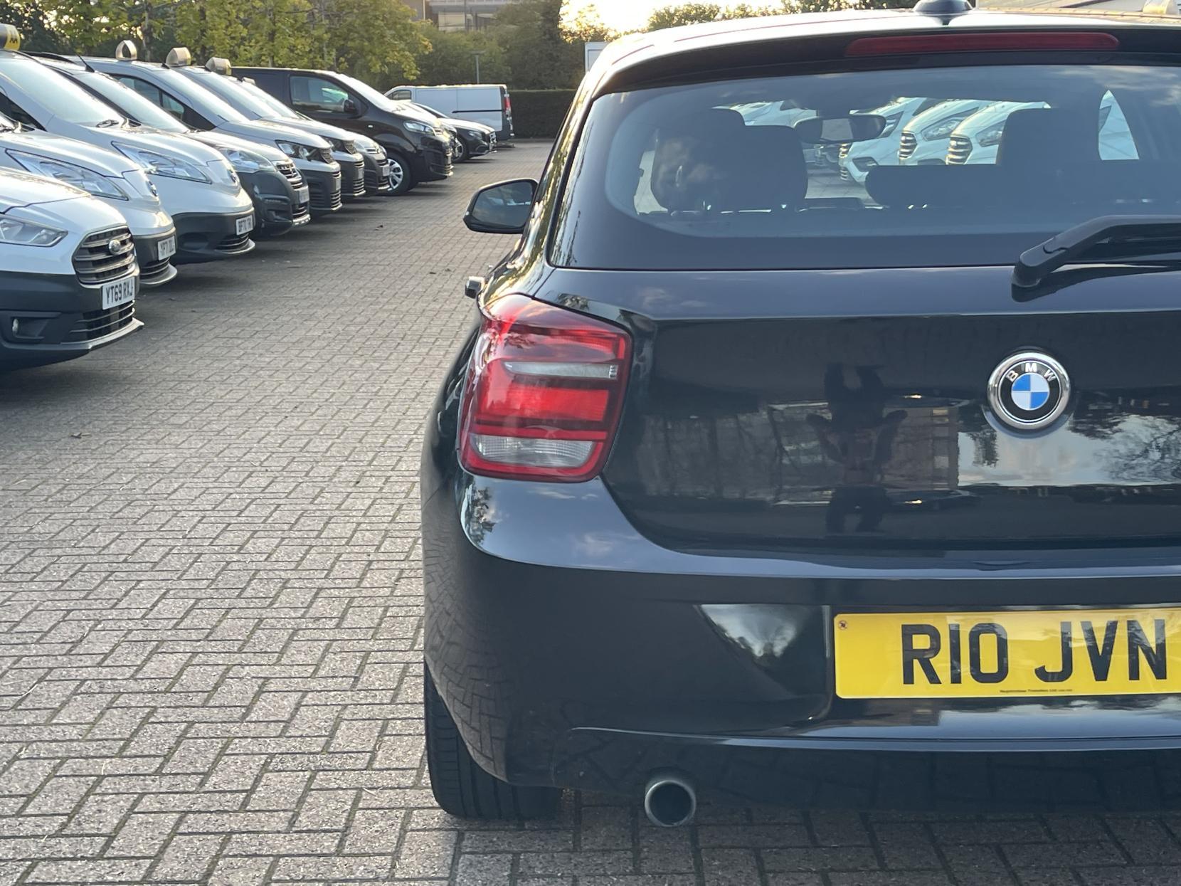 BMW 1 Series 1.6 116d ED EfficientDynamics Hatchback 5dr Diesel Manual Euro 5 (s/s) (116 ps)