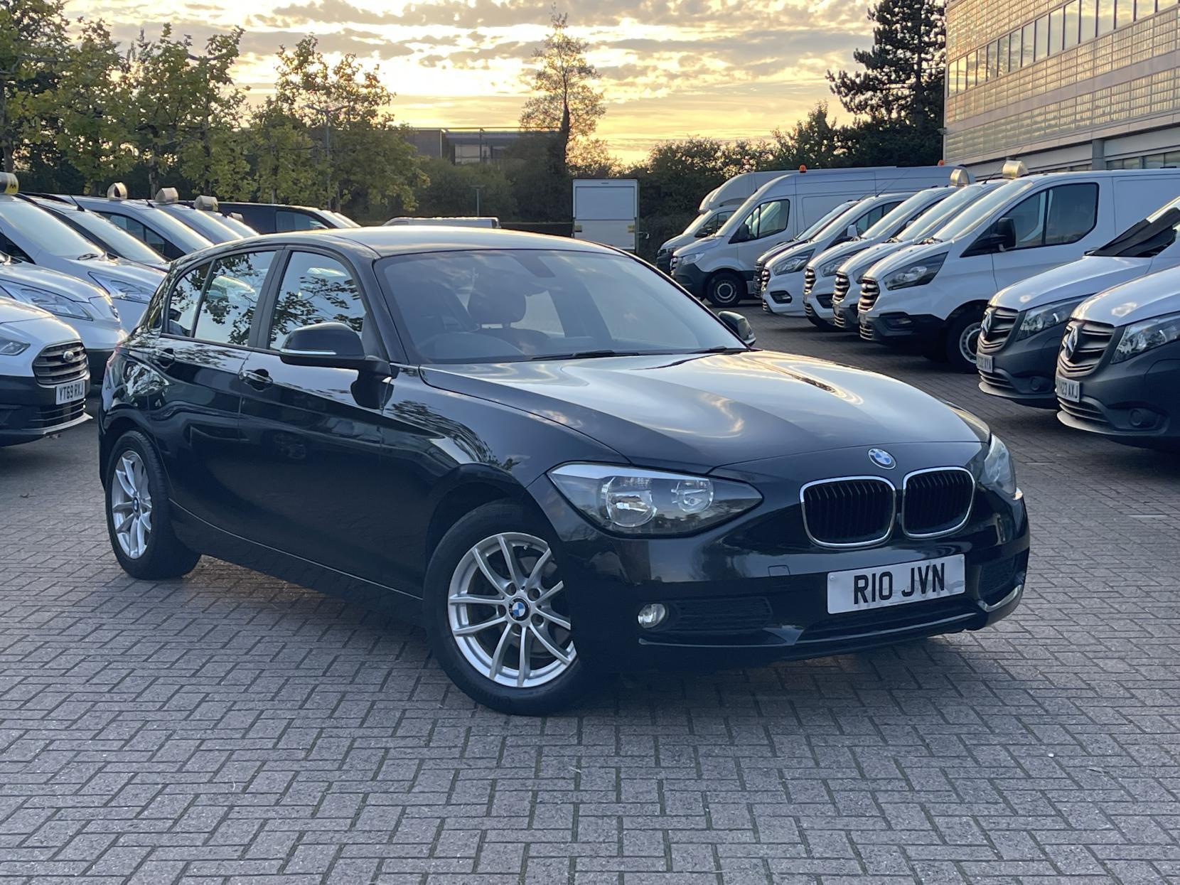 BMW 1 Series 1.6 116d ED EfficientDynamics Hatchback 5dr Diesel Manual Euro 5 (s/s) (116 ps)