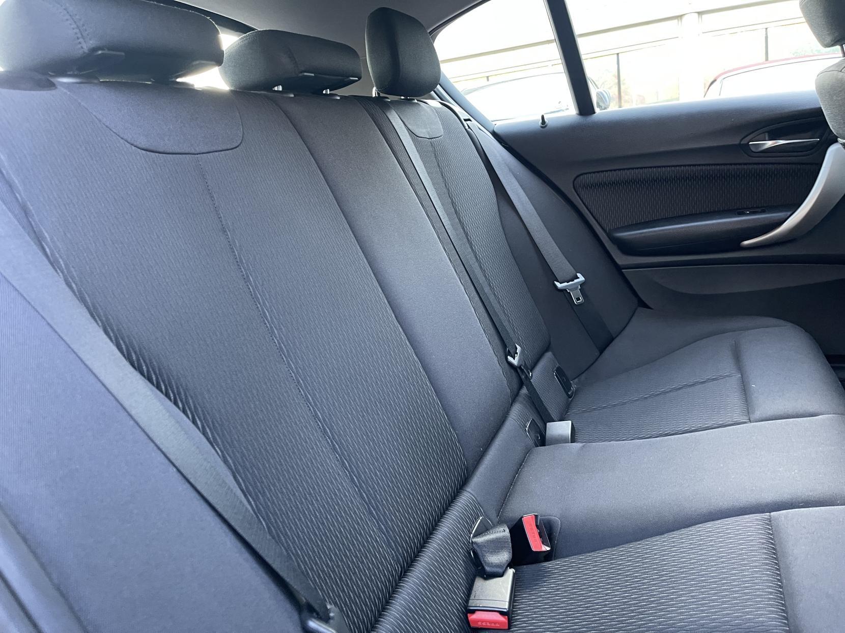 BMW 1 Series 1.6 116d ED EfficientDynamics Hatchback 5dr Diesel Manual Euro 5 (s/s) (116 ps)