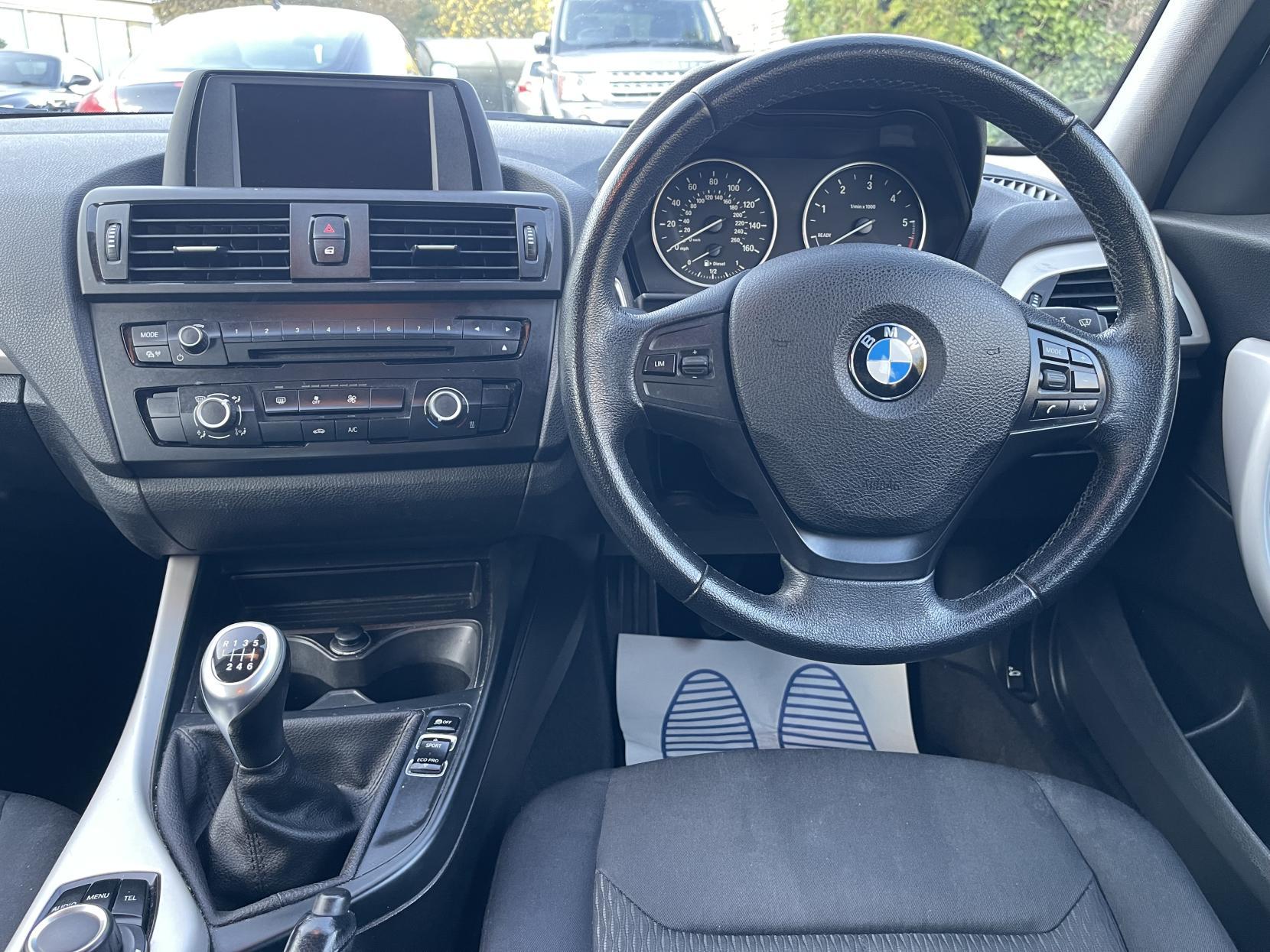 BMW 1 Series 1.6 116d ED EfficientDynamics Hatchback 5dr Diesel Manual Euro 5 (s/s) (116 ps)