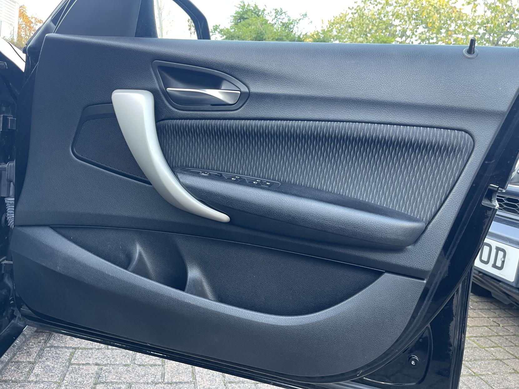 BMW 1 Series 1.6 116d ED EfficientDynamics Hatchback 5dr Diesel Manual Euro 5 (s/s) (116 ps)