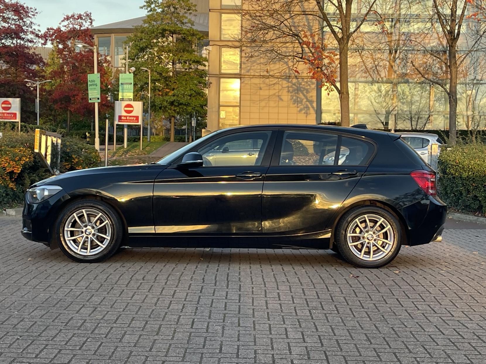 BMW 1 Series 1.6 116d ED EfficientDynamics Hatchback 5dr Diesel Manual Euro 5 (s/s) (116 ps)