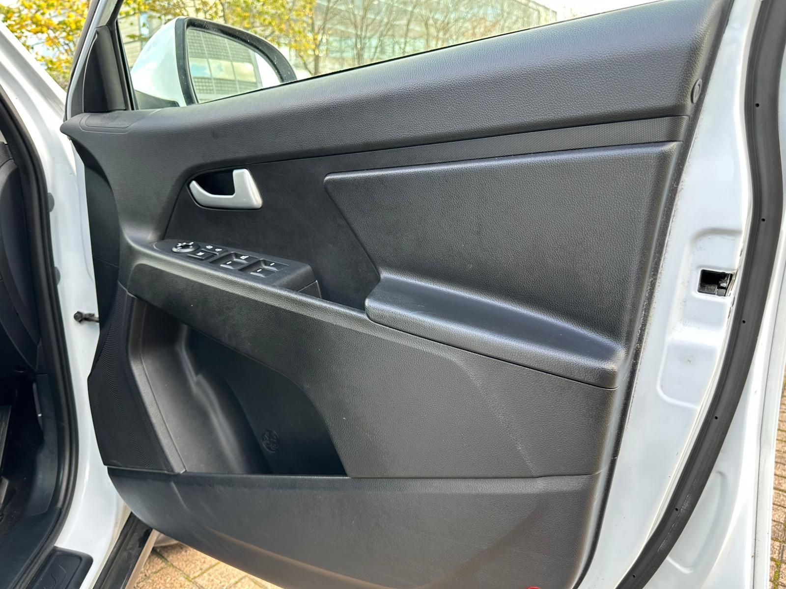 Kia Sportage 1.6 GDi EcoDynamics 1 SUV 5dr Petrol Manual 2WD Euro 5 (s/s) (133 bhp)