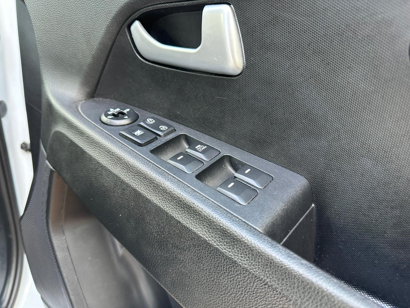 Kia Sportage 1.6 GDi EcoDynamics 1 SUV 5dr Petrol Manual 2WD Euro 5 (s/s) (133 bhp)